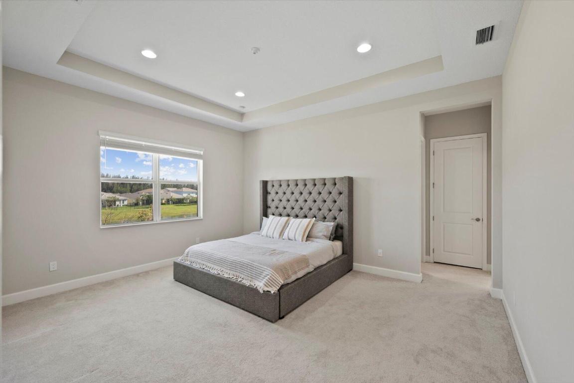 15829 Hummingbird Lane