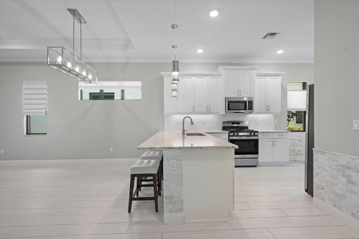 16124 Key Biscayne Lane