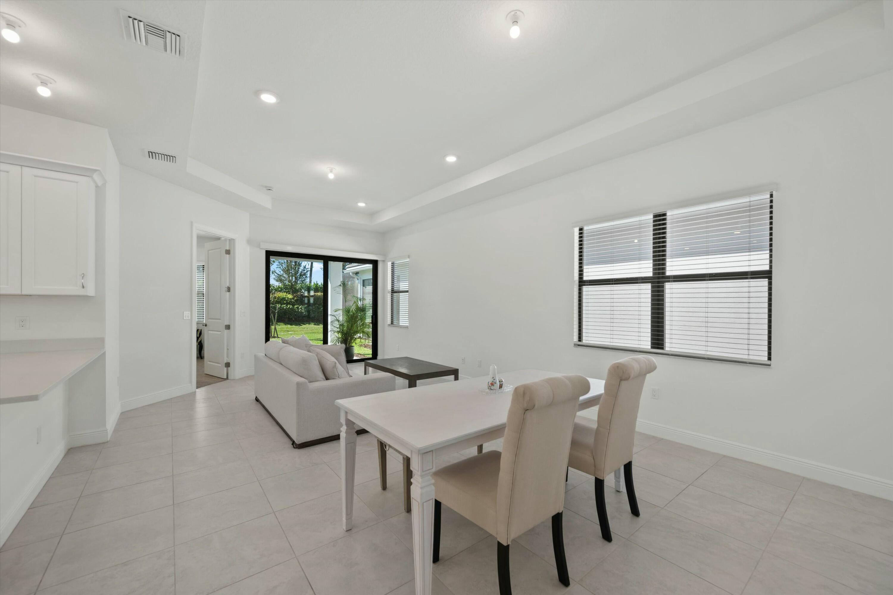 4870 Saint Armands Way