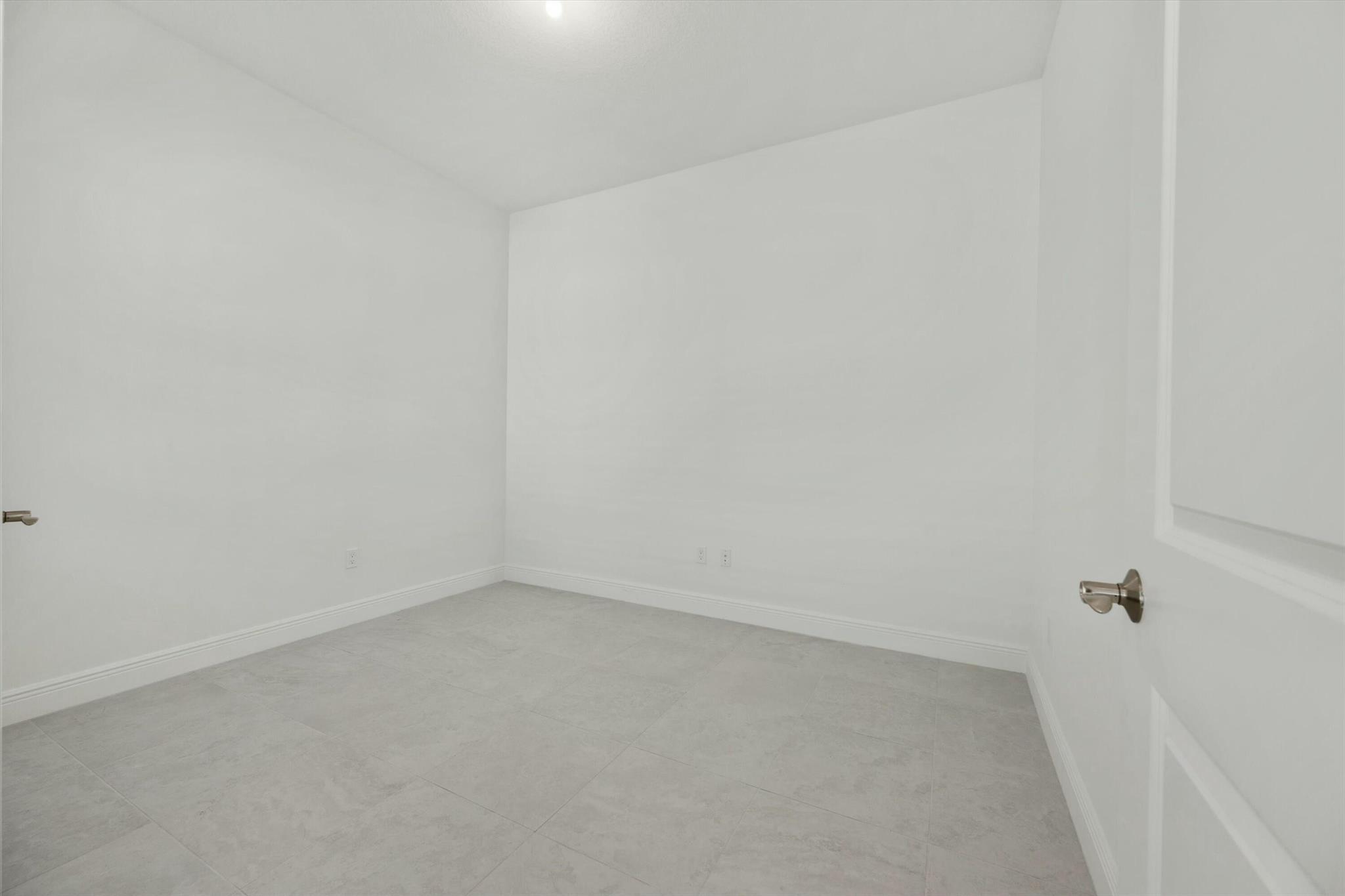 4870 Saint Armands Way