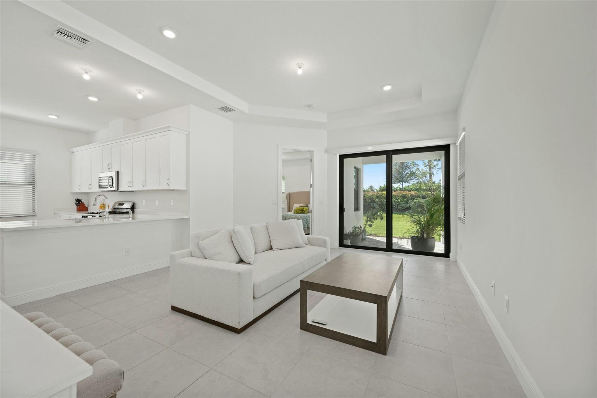 4870 Saint Armands Way