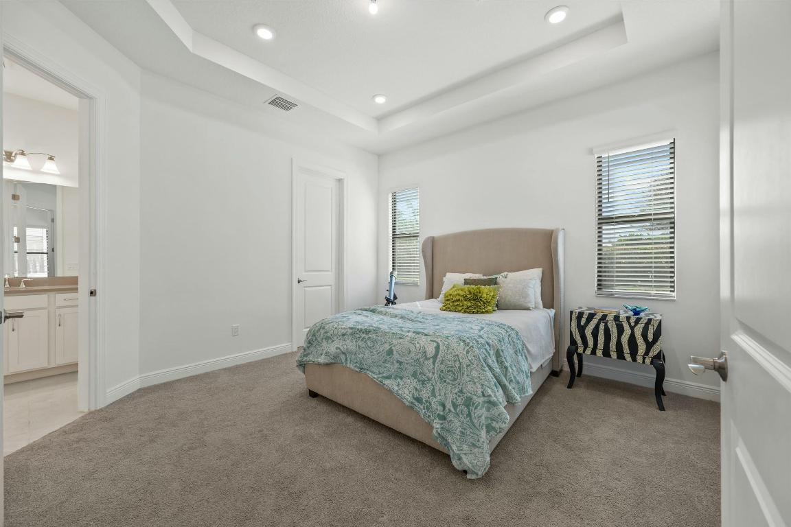 4870 Saint Armands Way