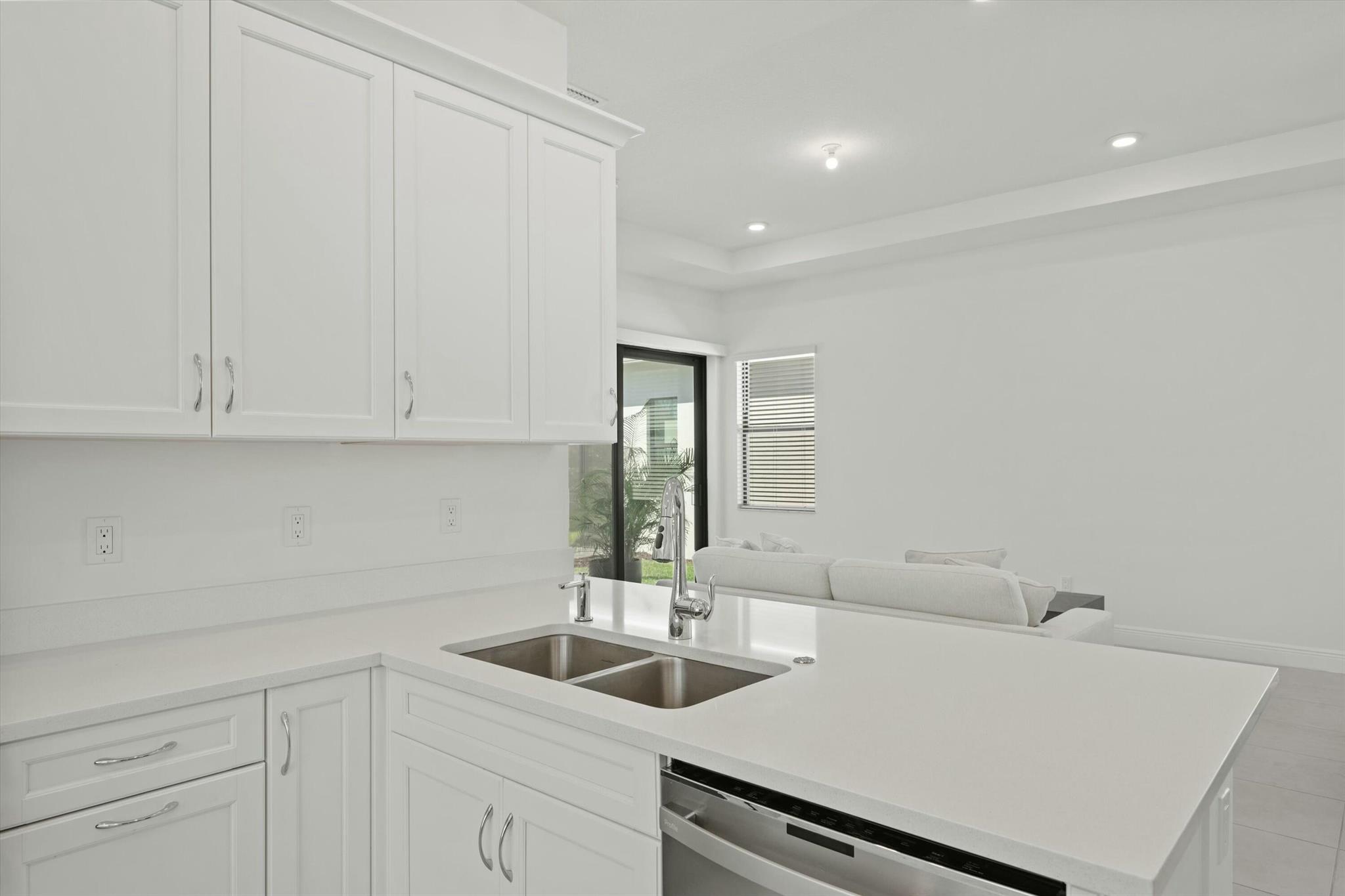 4870 Saint Armands Way