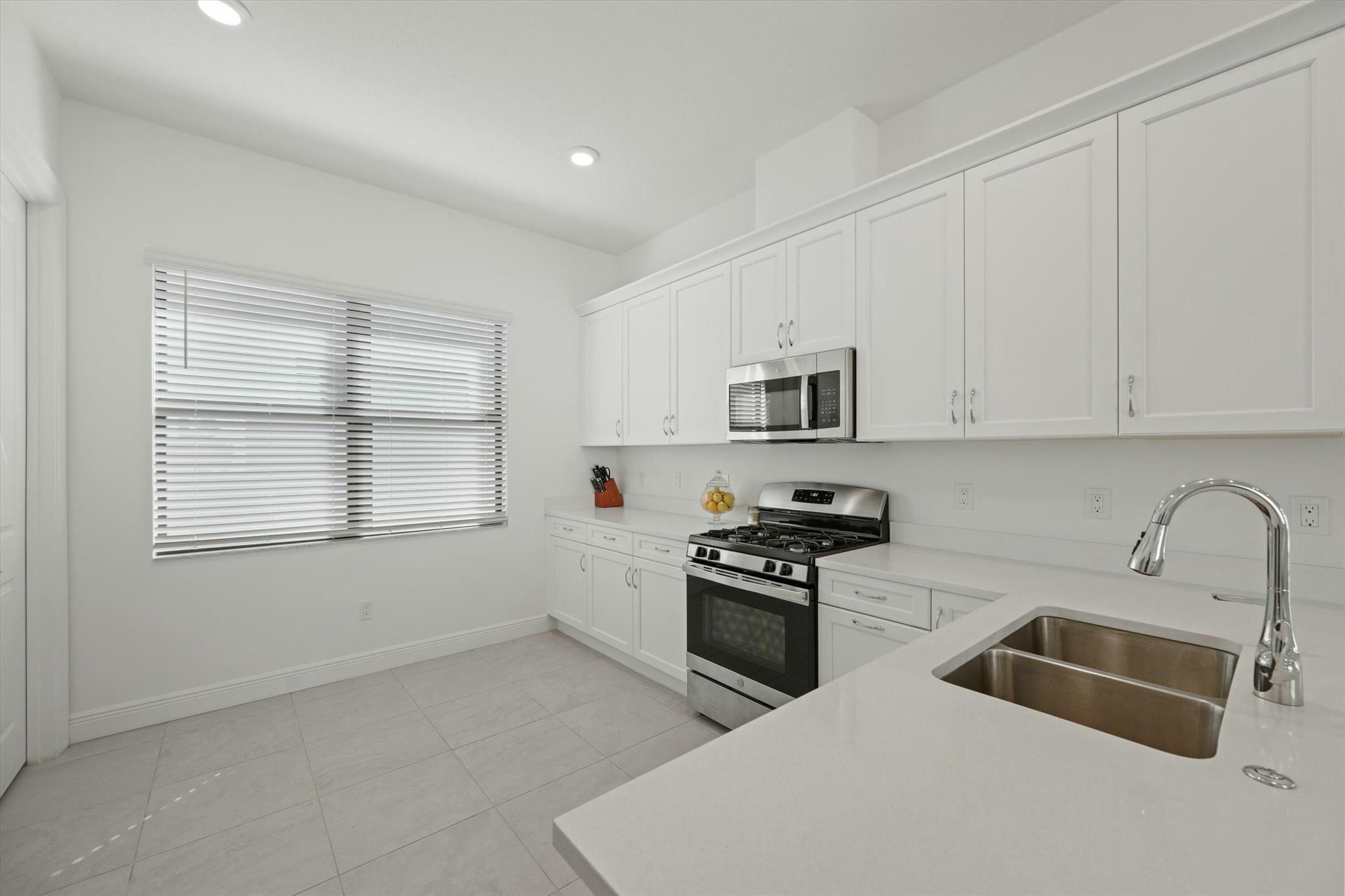 4870 Saint Armands Way