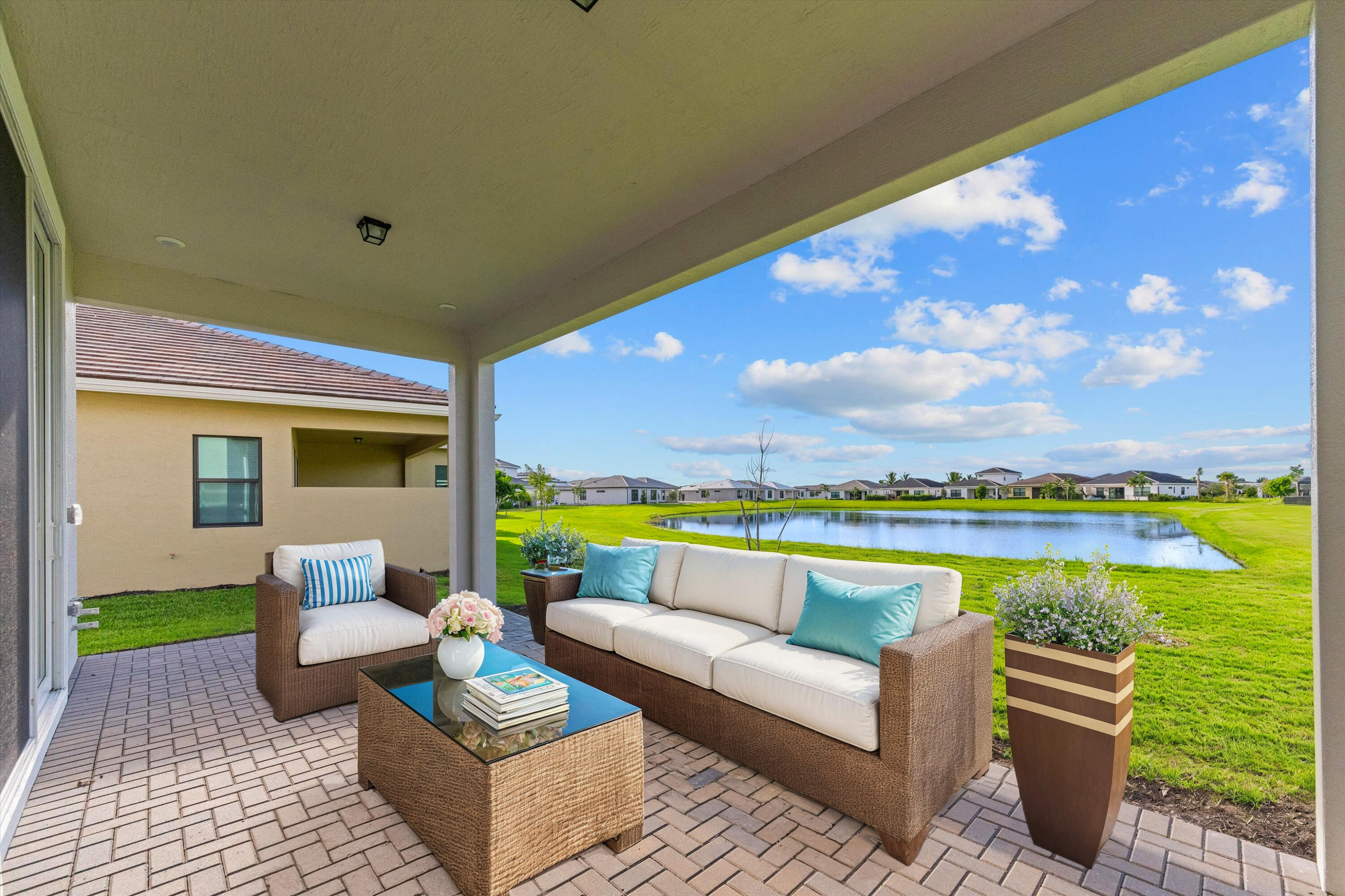 5455 Saint Armands Way