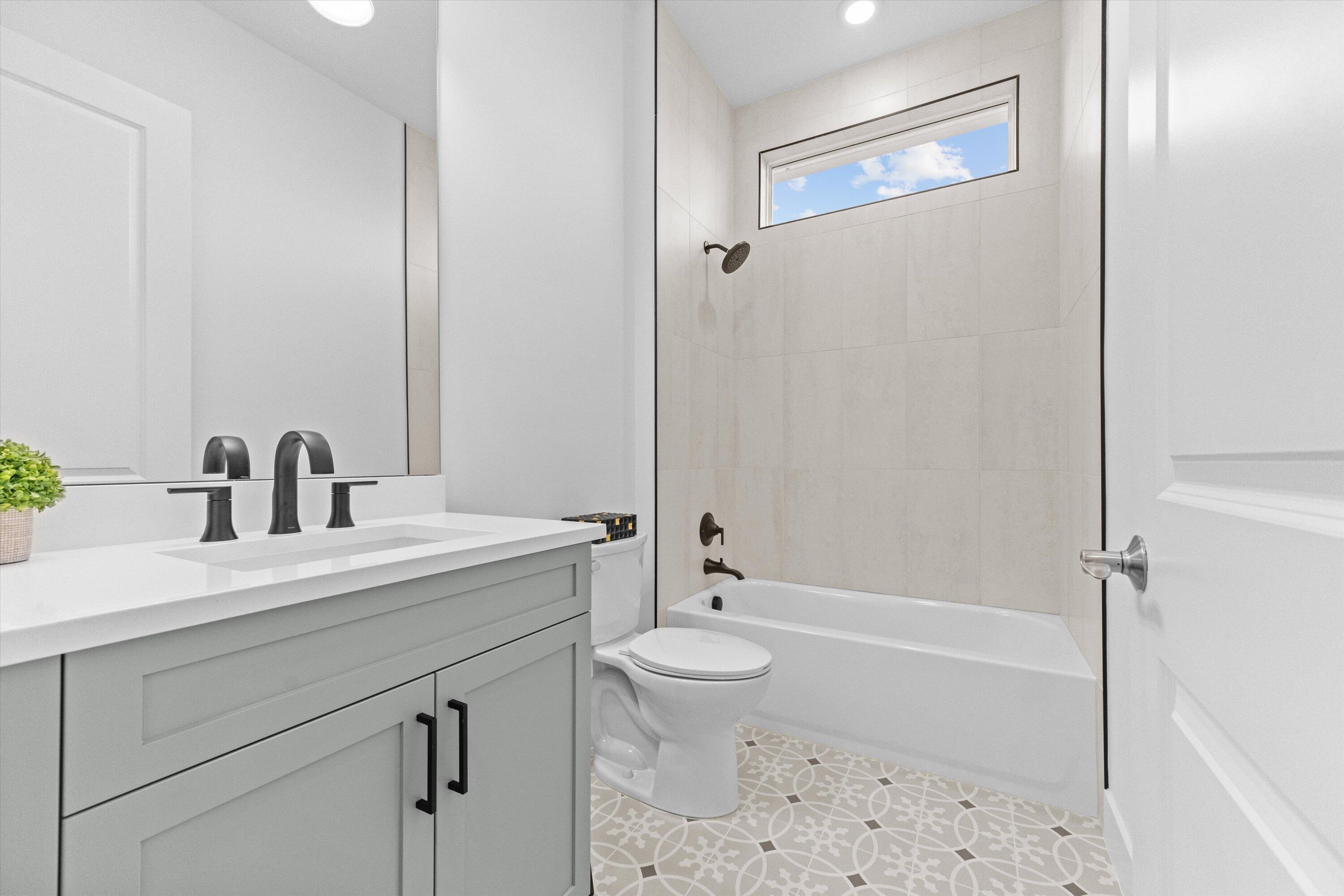 5455 Saint Armands Way