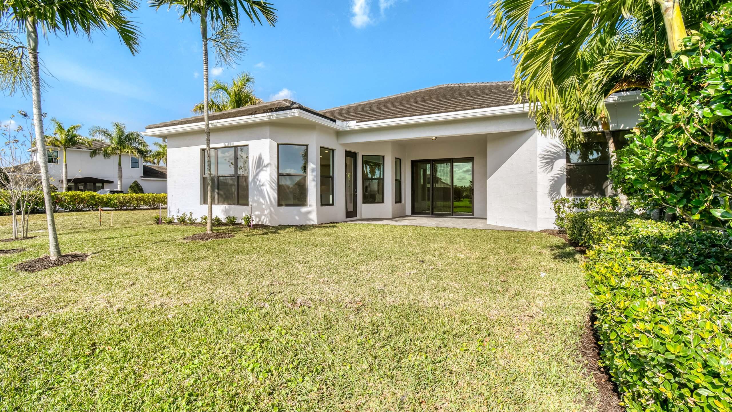 5615 Saint Armands Way