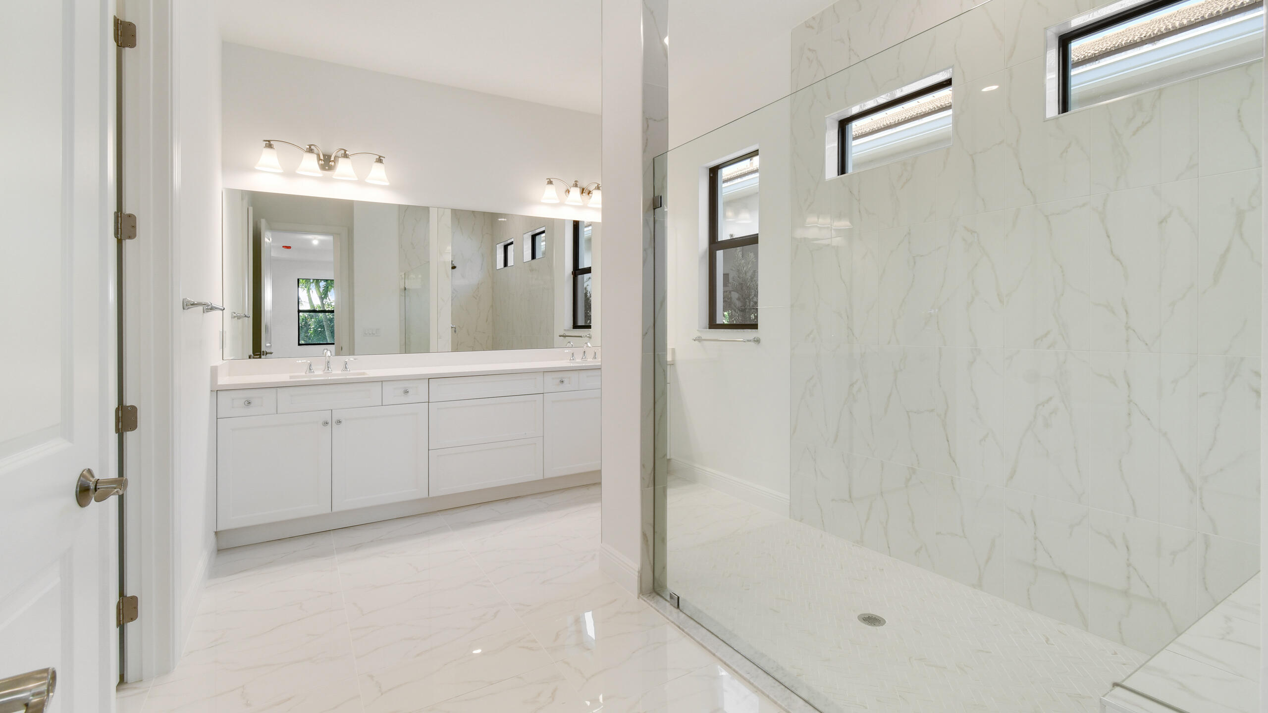 5615 Saint Armands Way