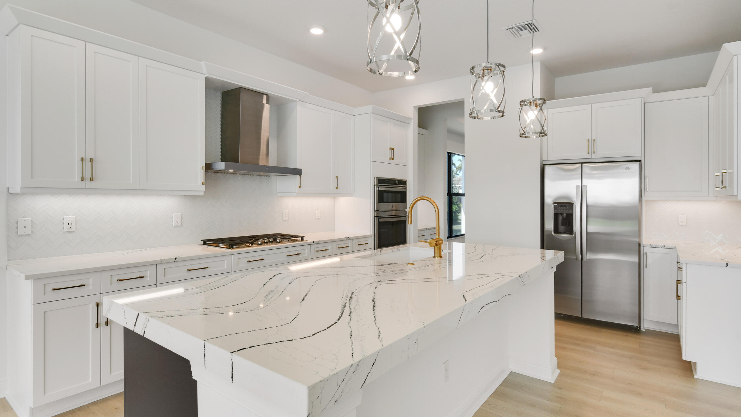 5615 Saint Armands Way