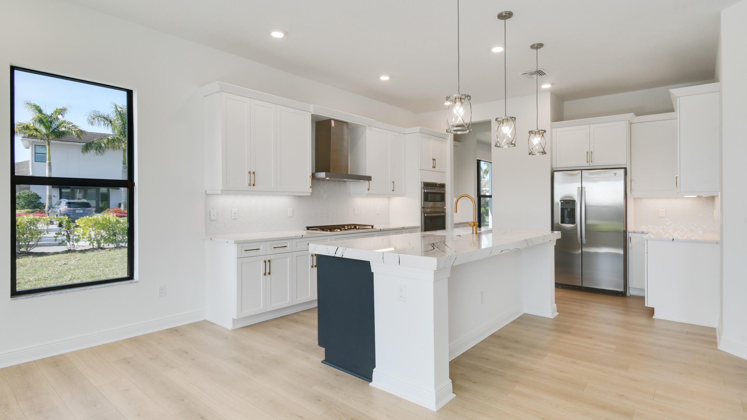 5615 Saint Armands Way