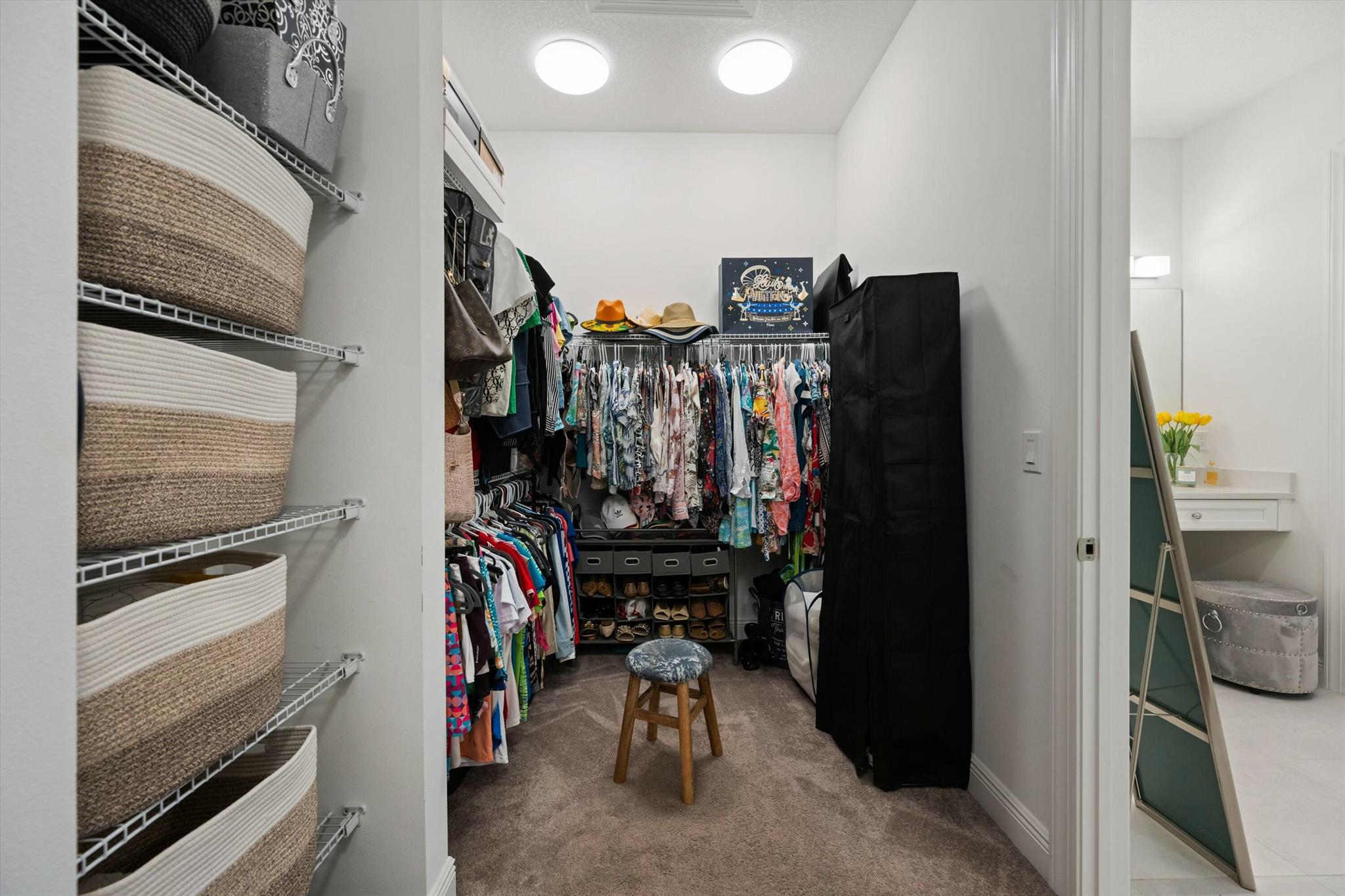 5670 Saint Armands Way