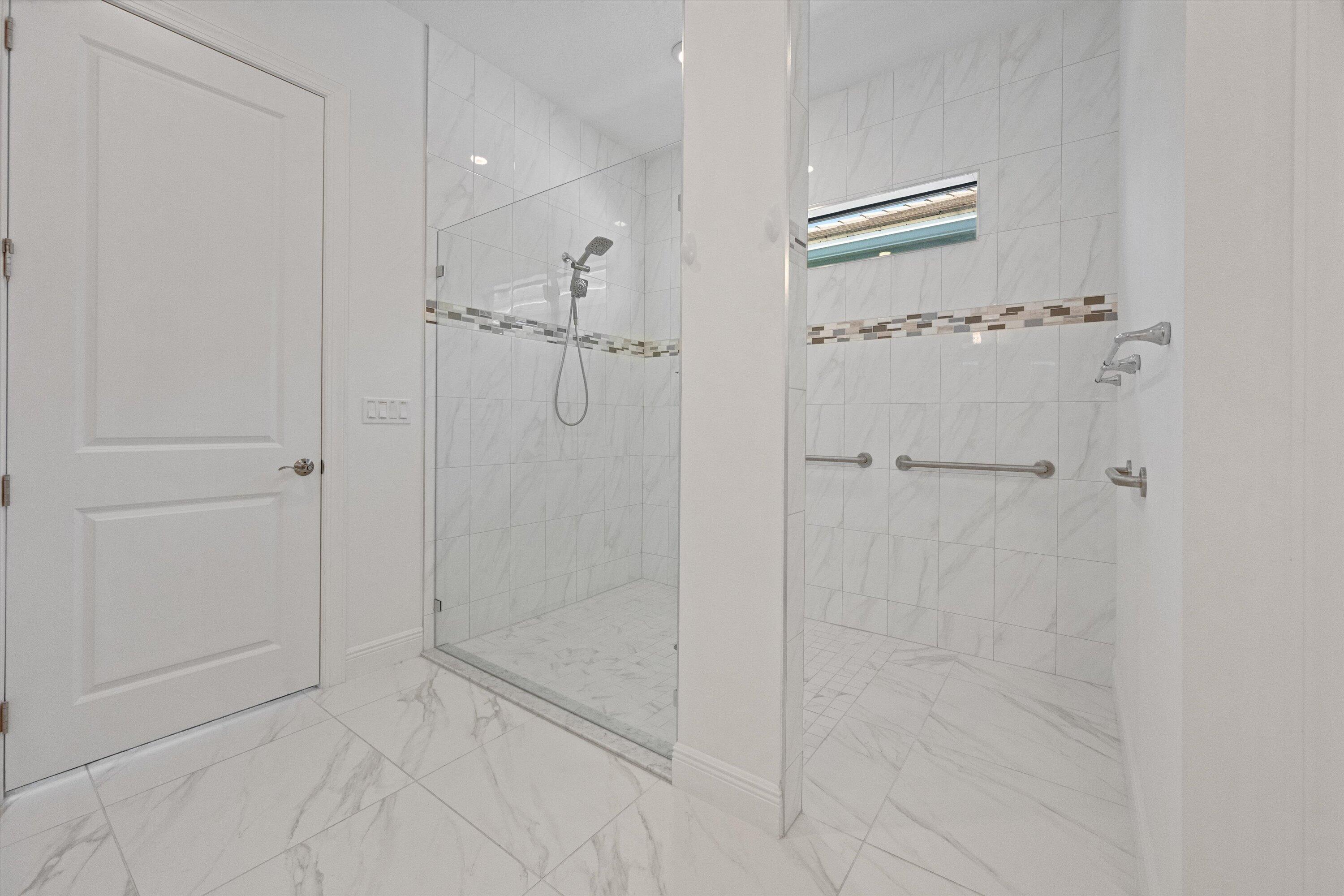 5676 Saint Armands Way