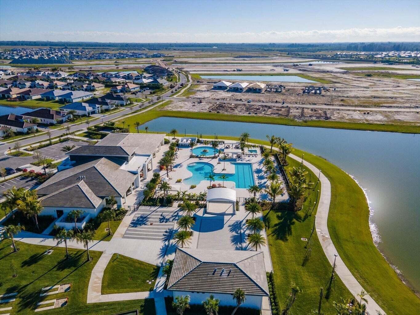 5676 Saint Armands Way