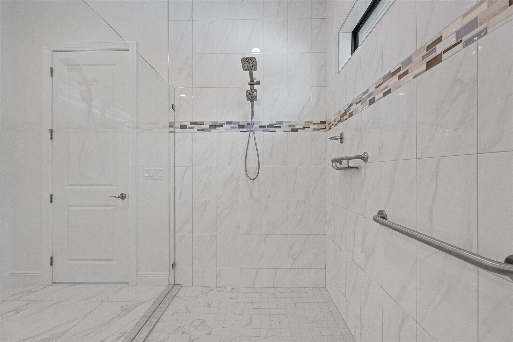 5676 Saint Armands Way