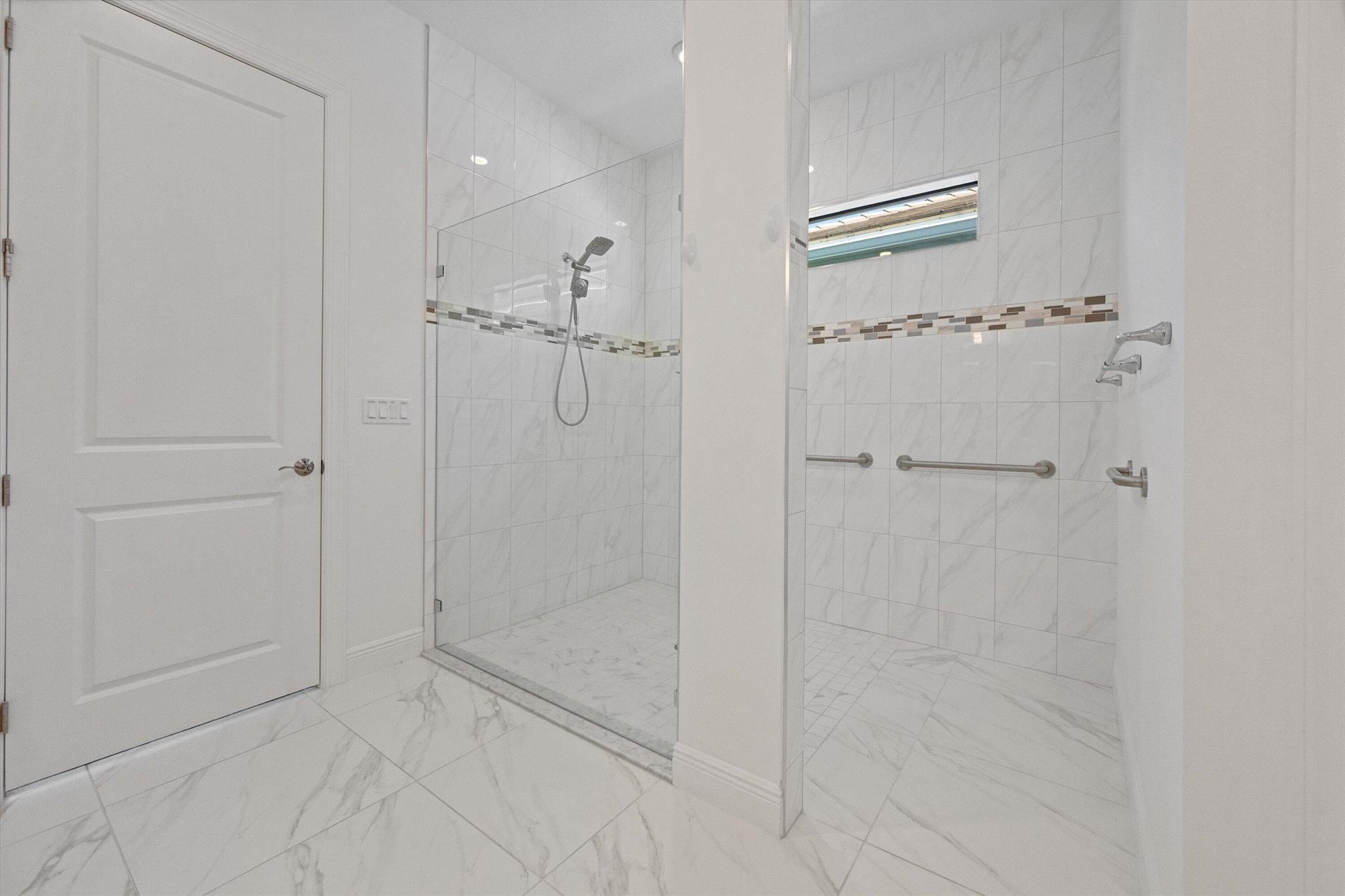 5676 Saint Armands Way