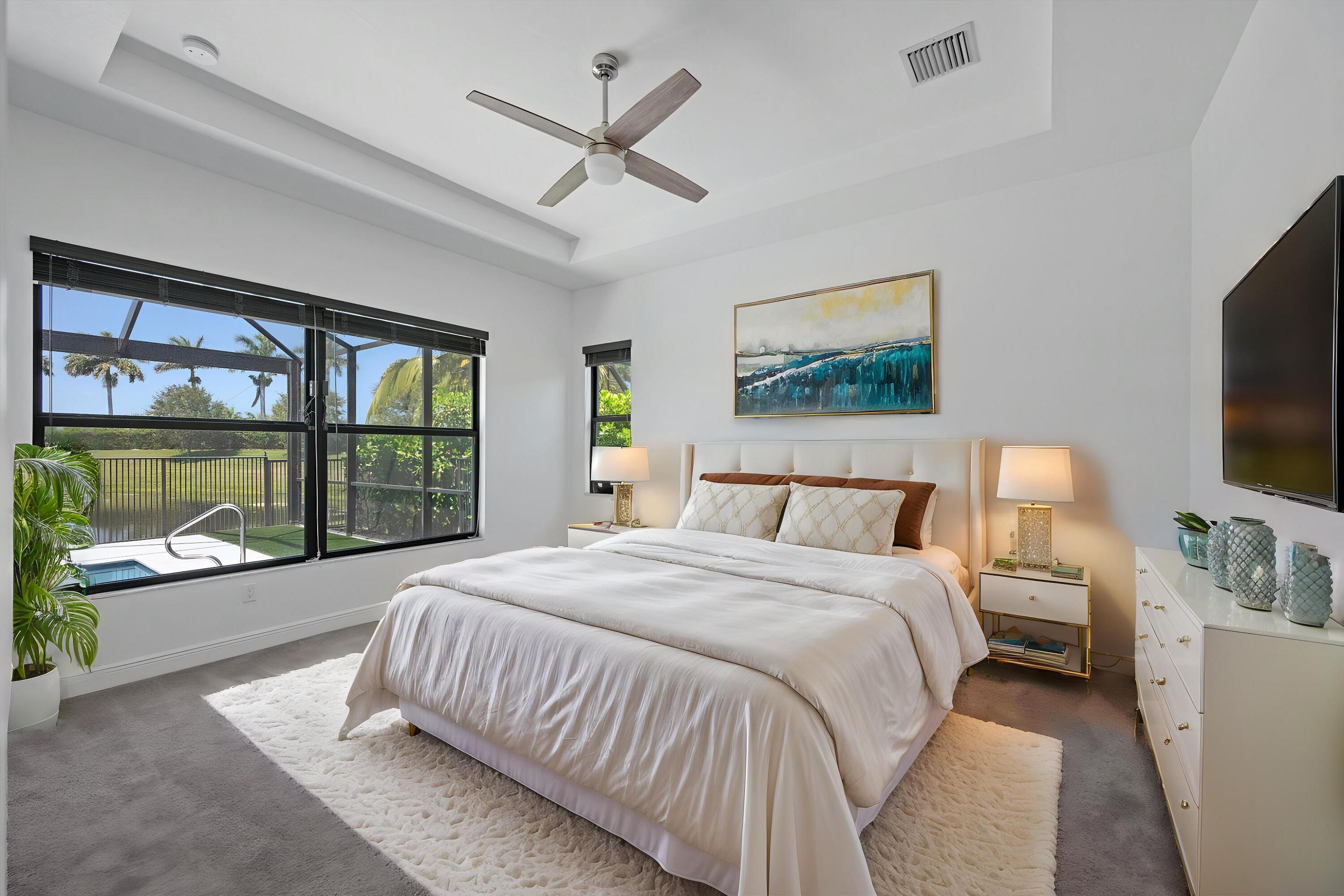 5676 Saint Armands Way