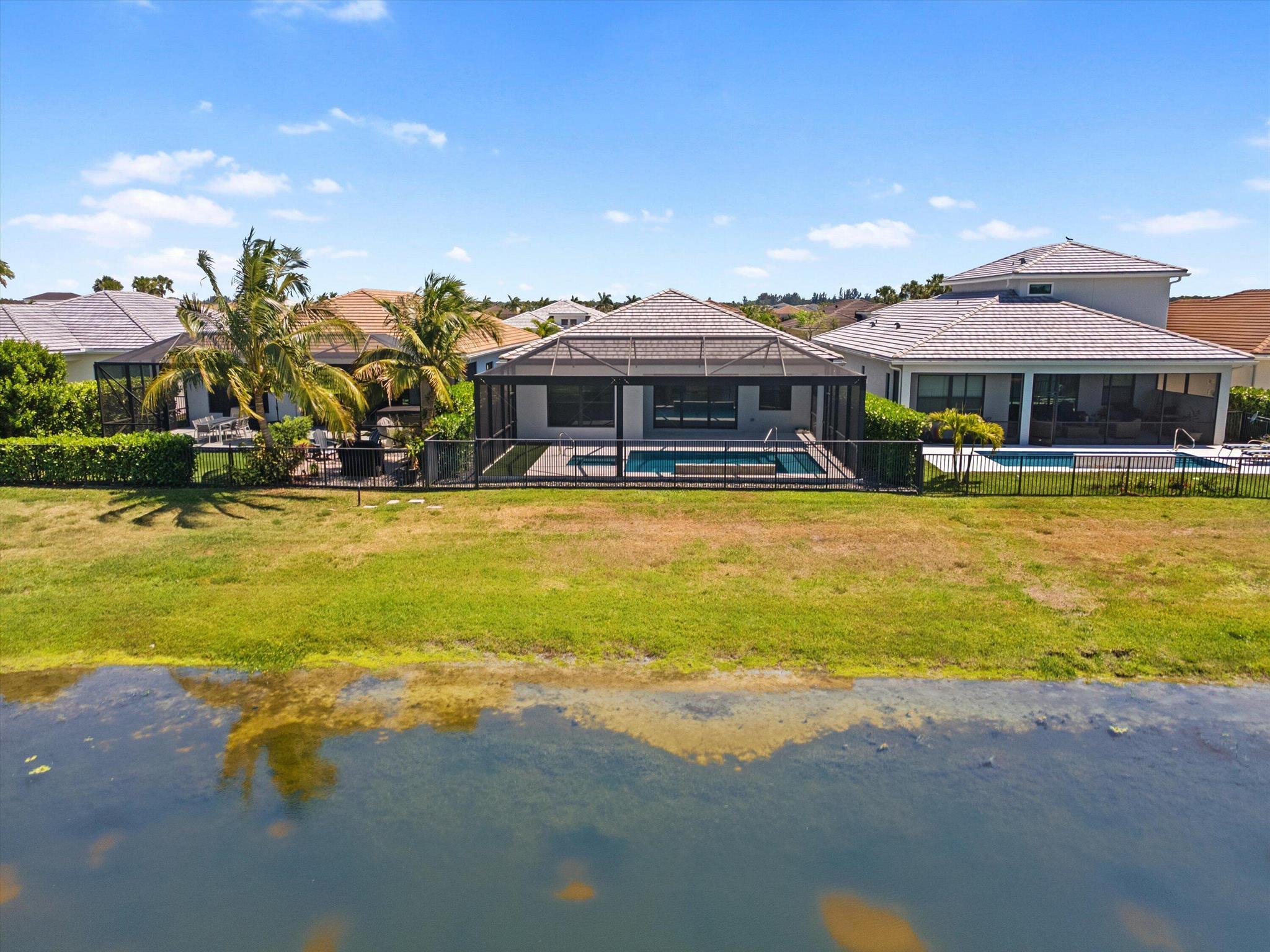 5676 Saint Armands Way