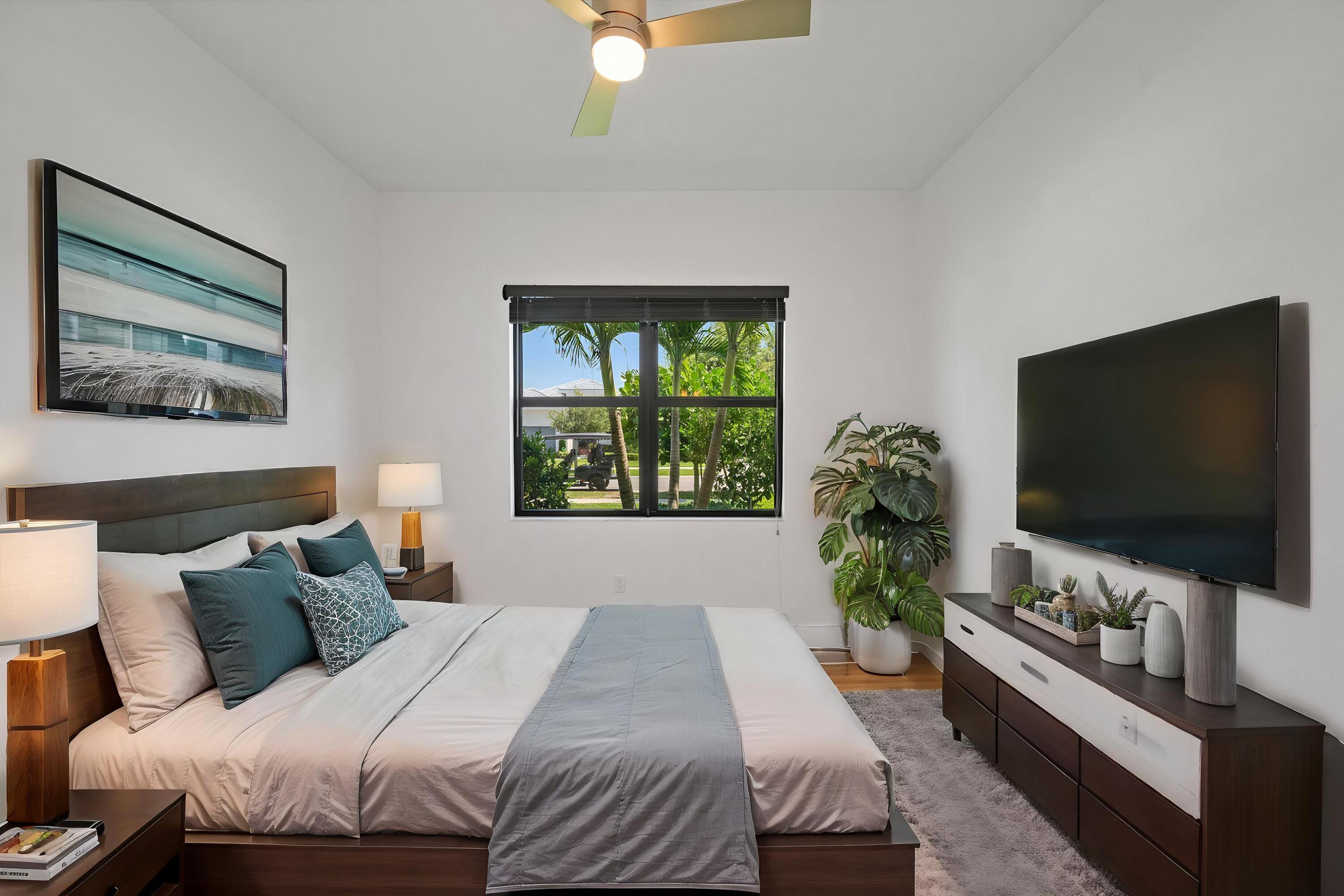 5676 Saint Armands Way