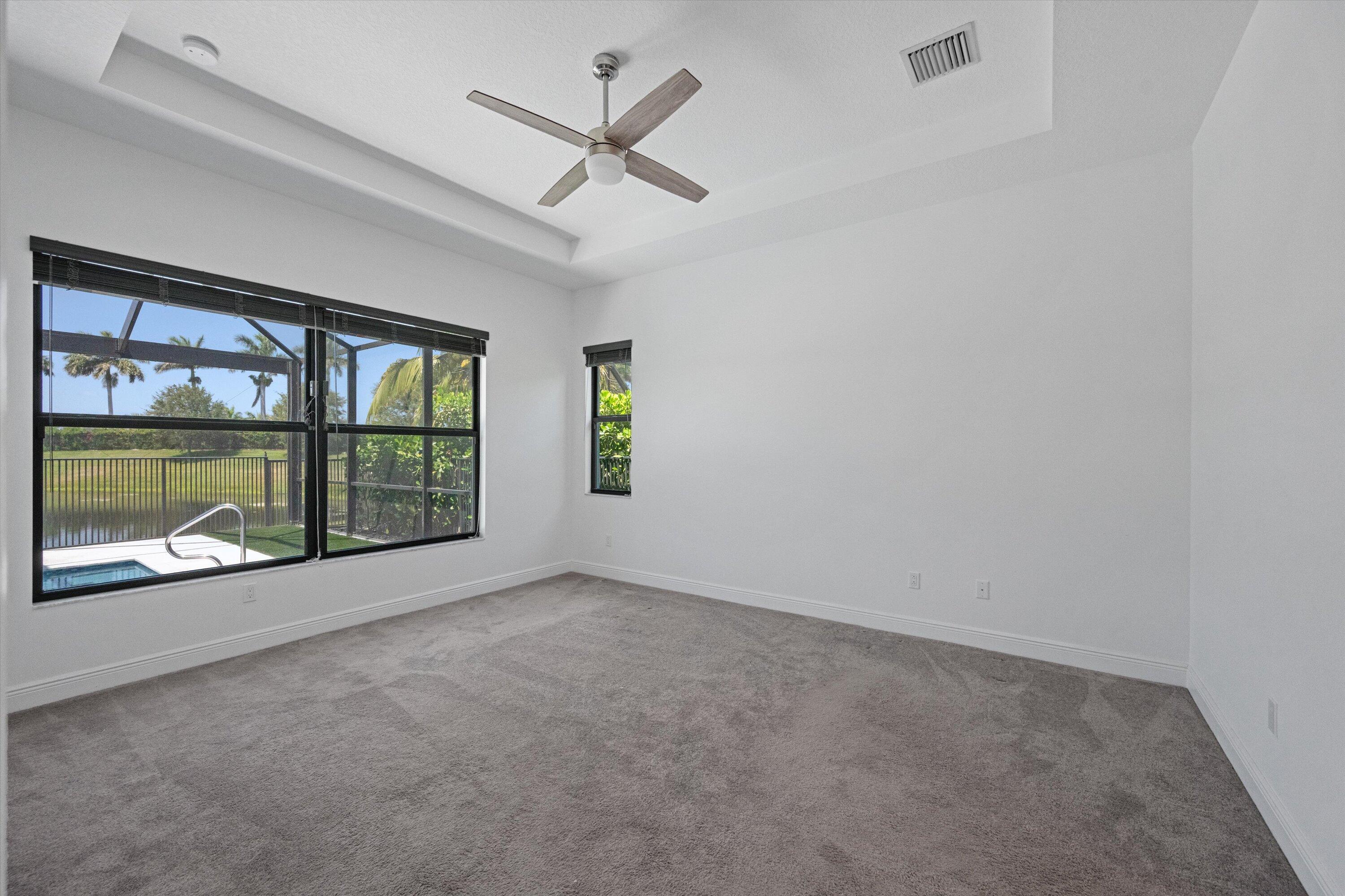 5676 Saint Armands Way