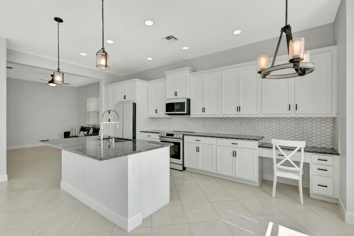 15775 Goldfinch Circle