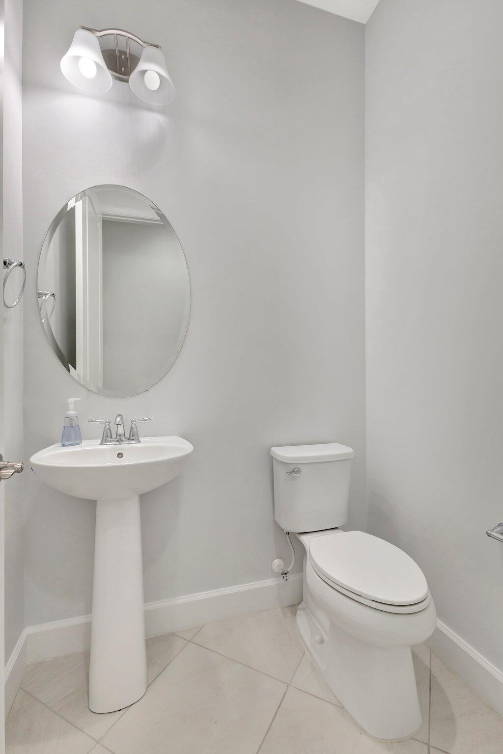 15775 Goldfinch Circle