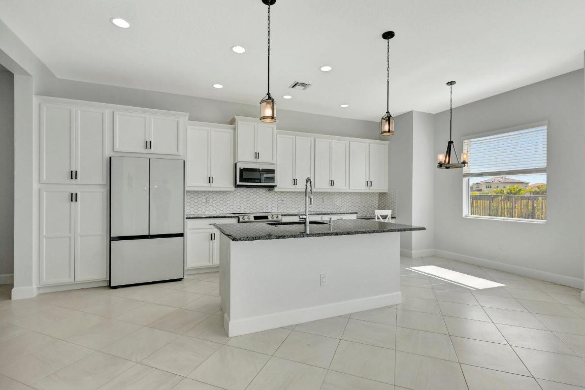 15775 Goldfinch Circle