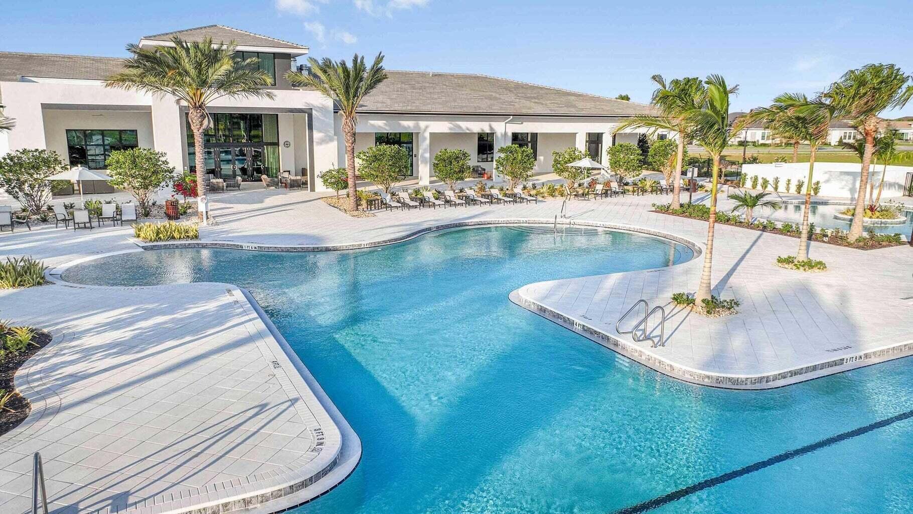 5320 Saint Armands Way