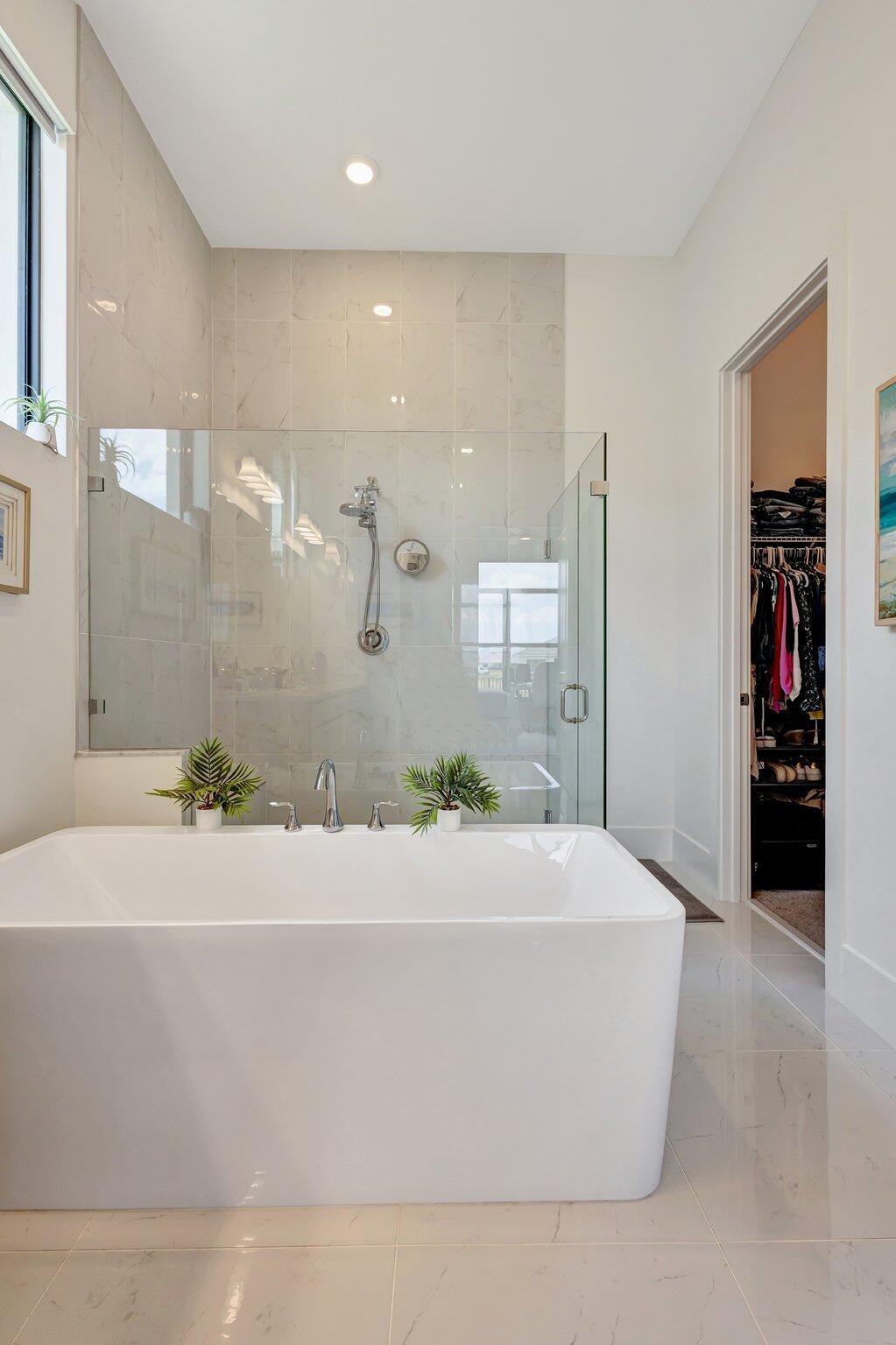 5320 Saint Armands Way