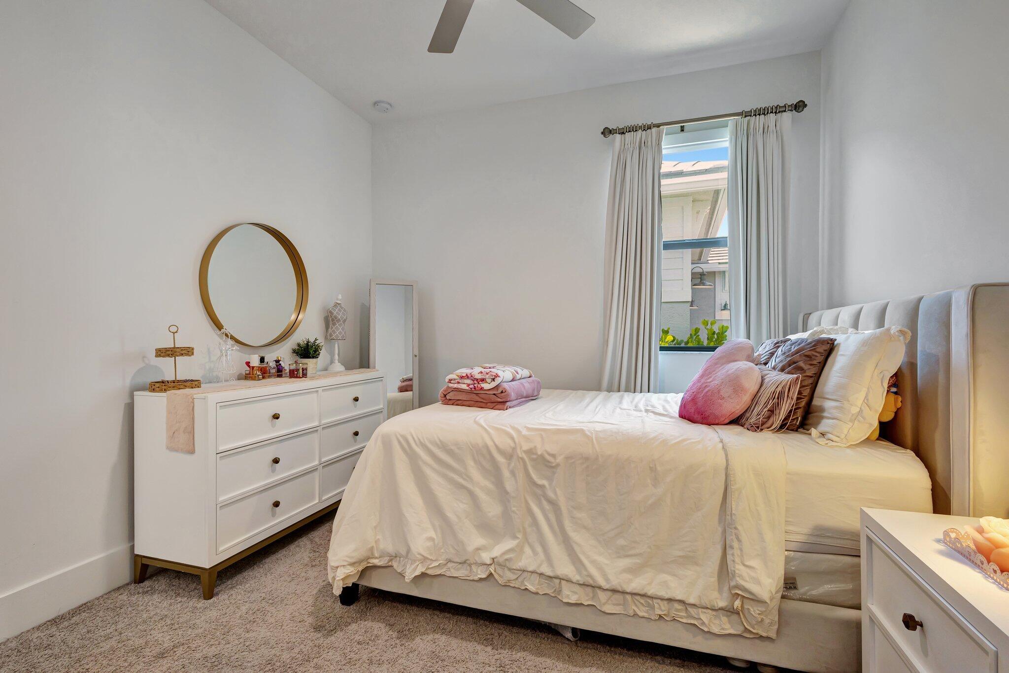 5320 Saint Armands Way