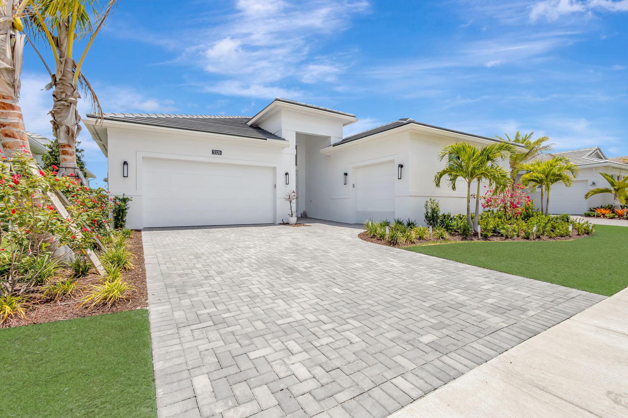 5320 Saint Armands Way