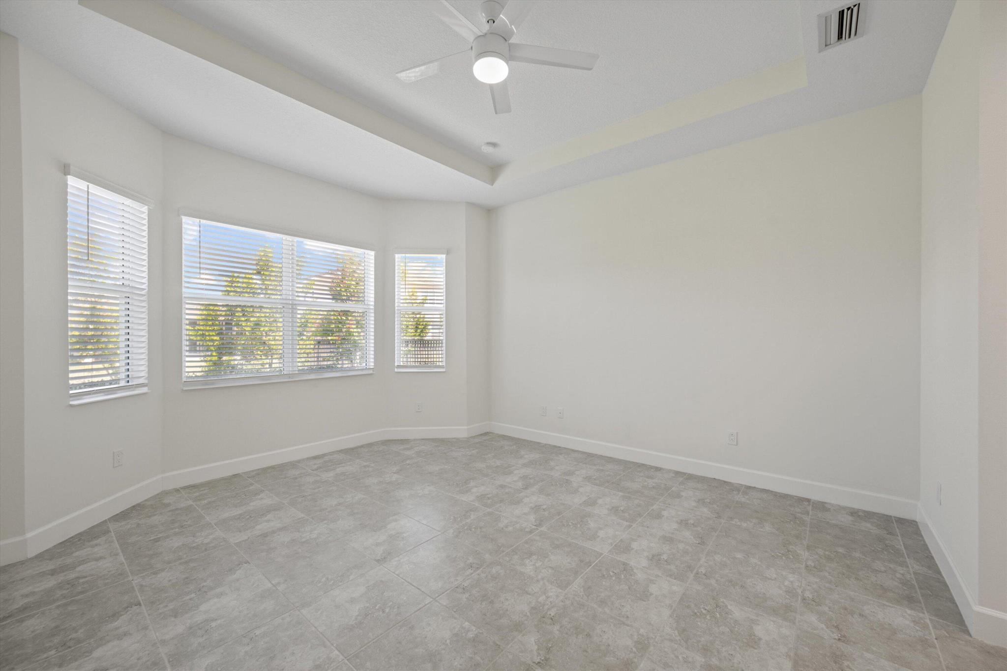 4641 Woodland Way