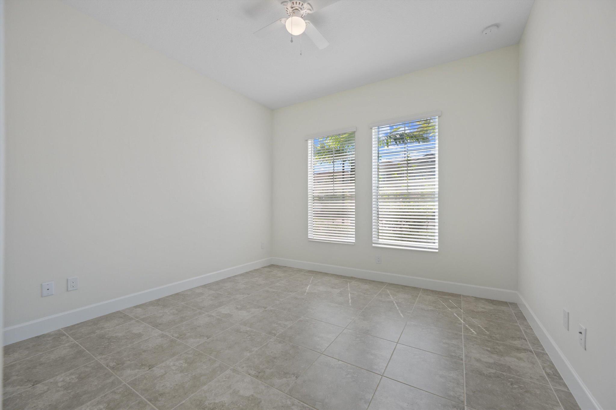 4641 Woodland Way