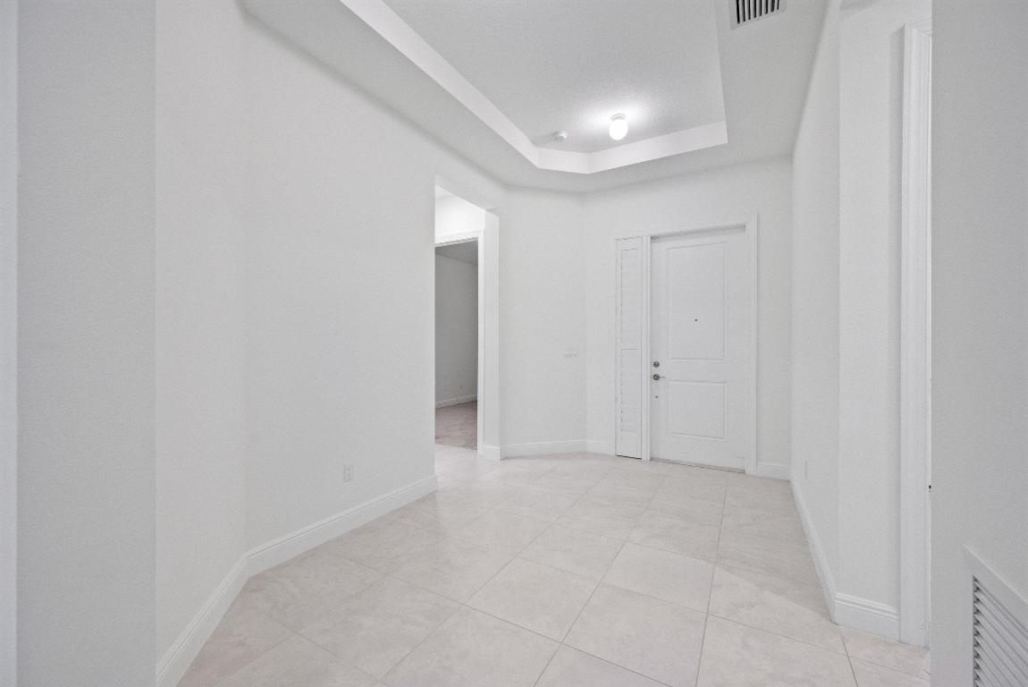 5546 Saint Armands Way