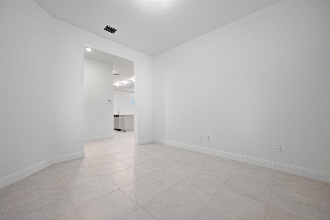 5546 Saint Armands Way