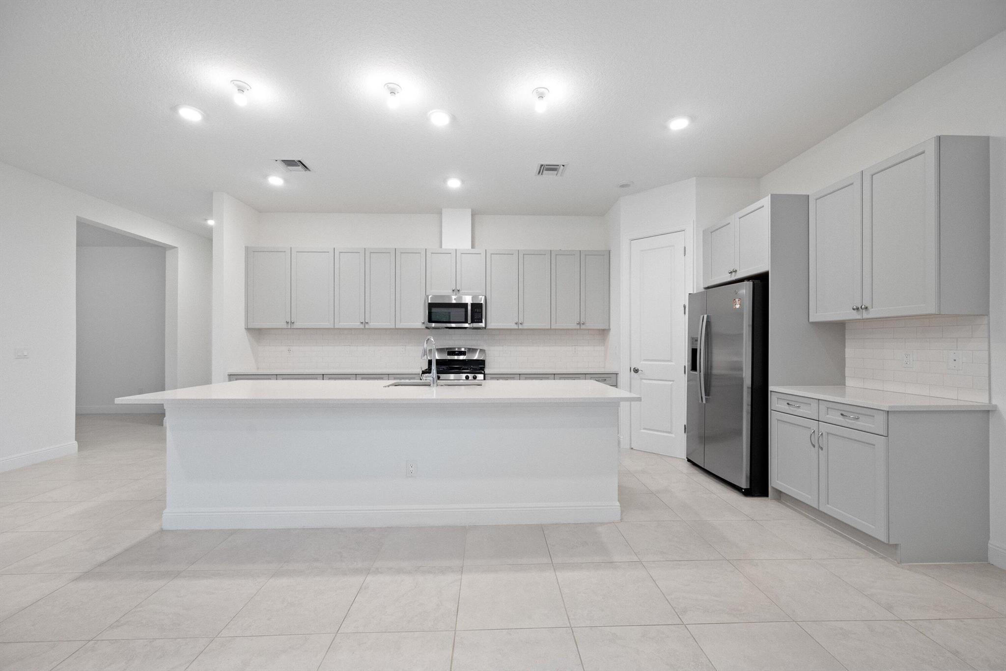 5546 Saint Armands Way