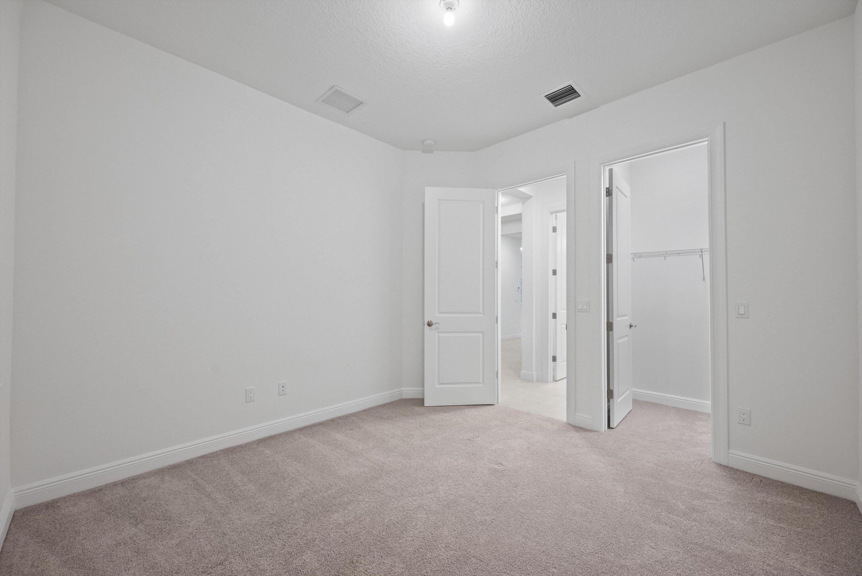 5546 Saint Armands Way