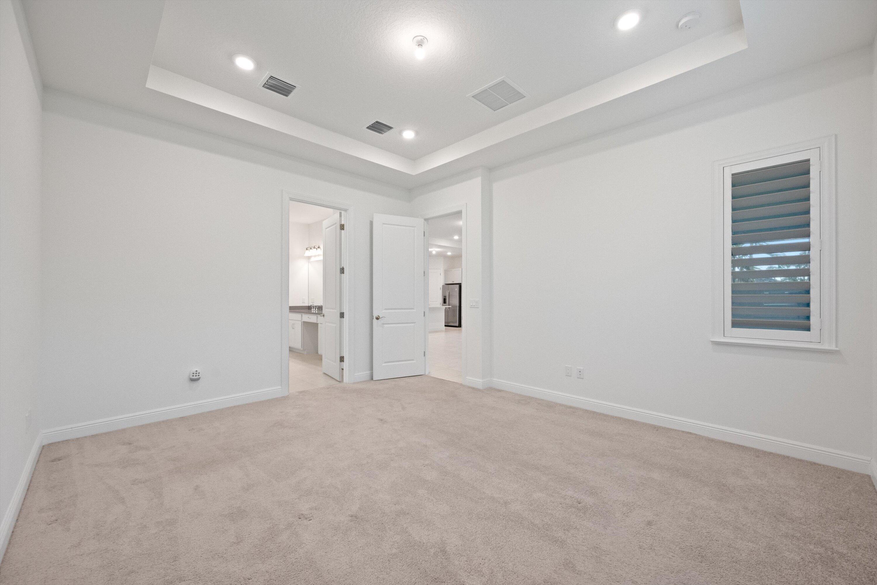 5546 Saint Armands Way