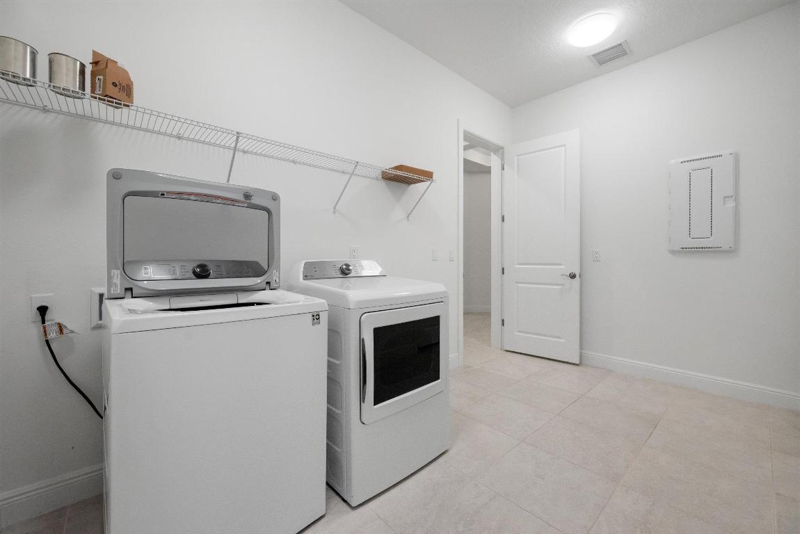 5546 Saint Armands Way