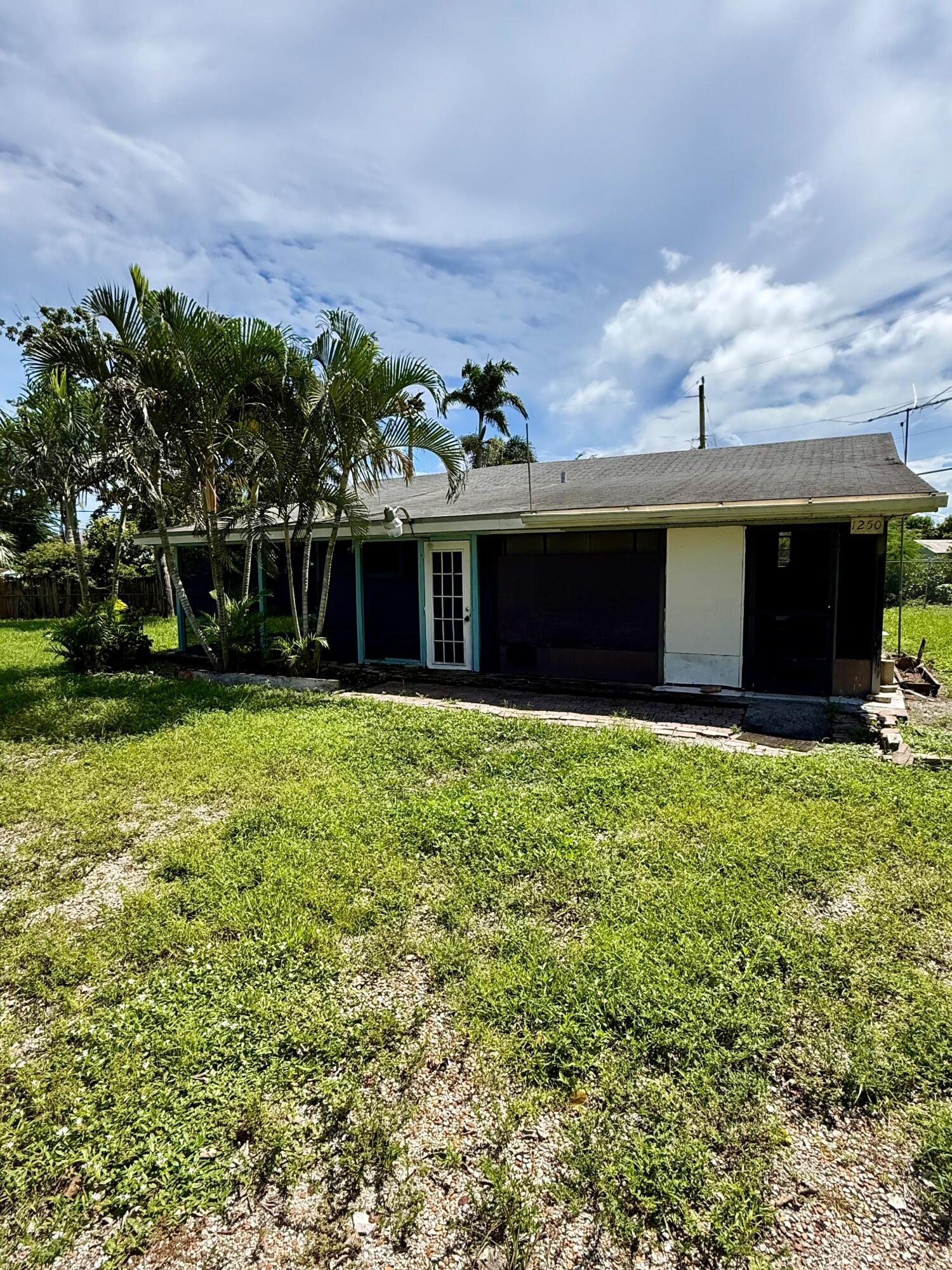 1250 Royal Palm Avenue