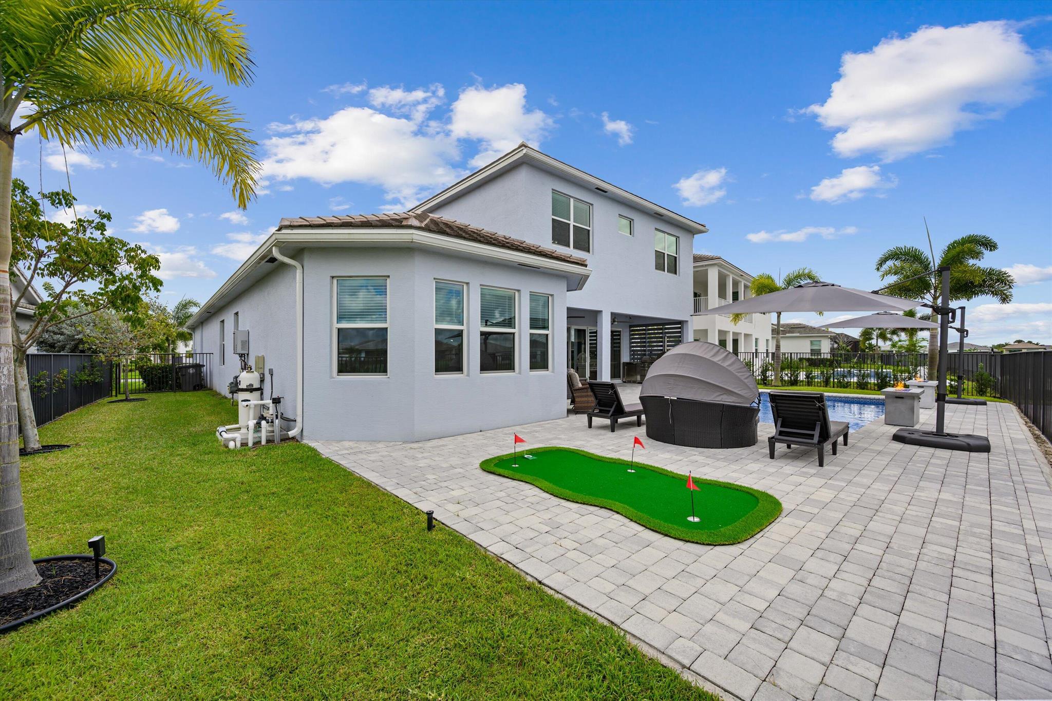 5603 Liberty Lane