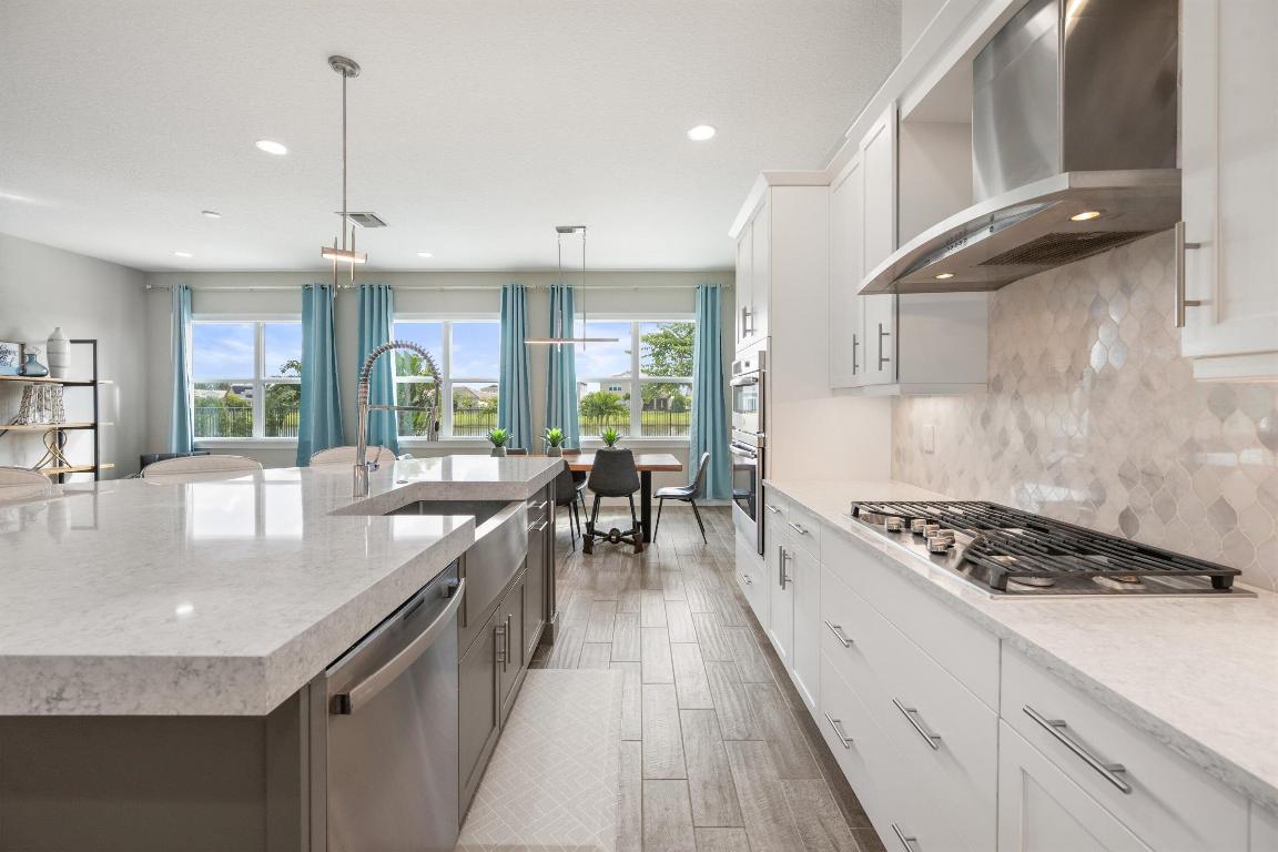 15769 Goldfinch Circle