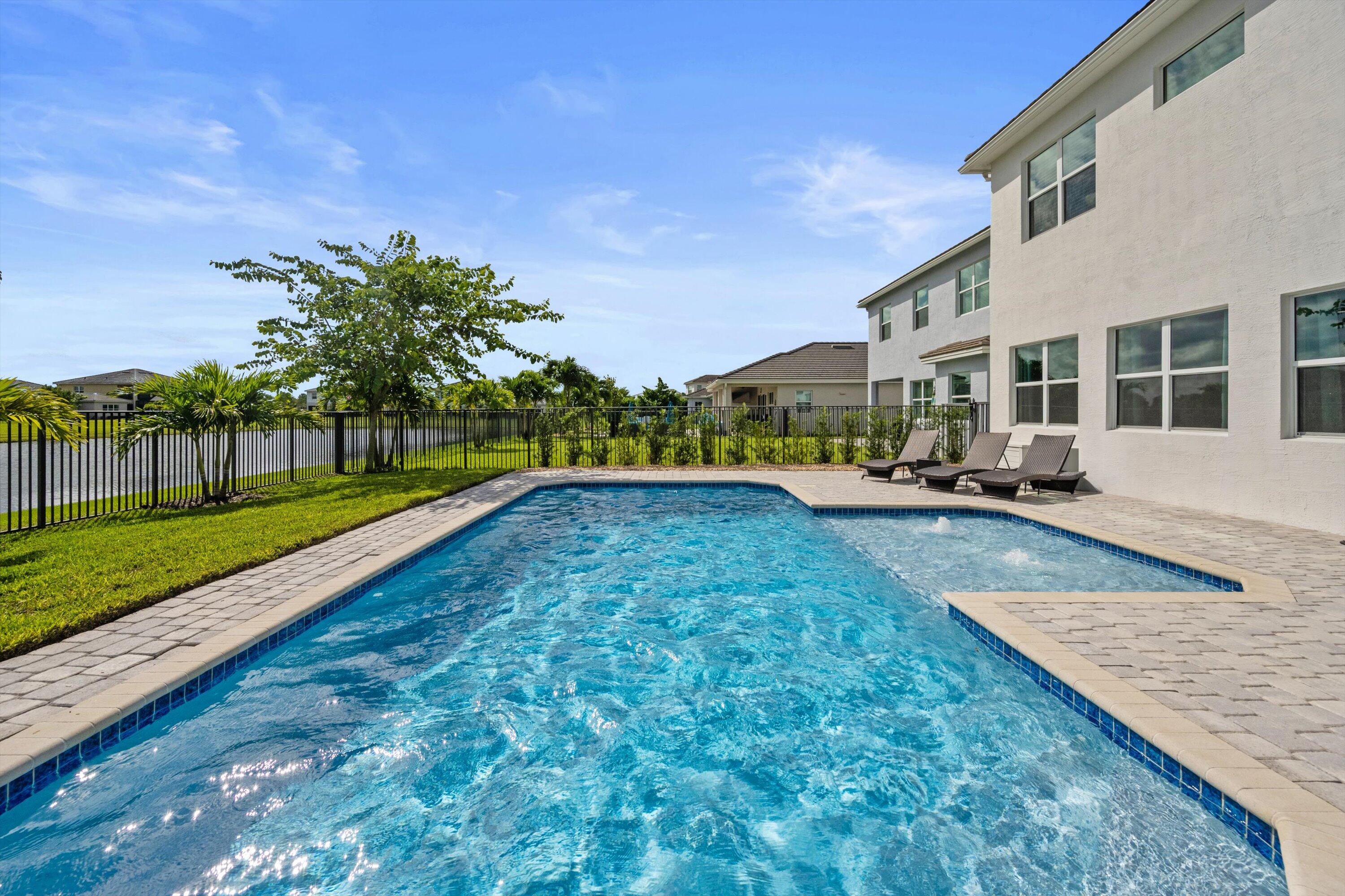 15769 Goldfinch Circle