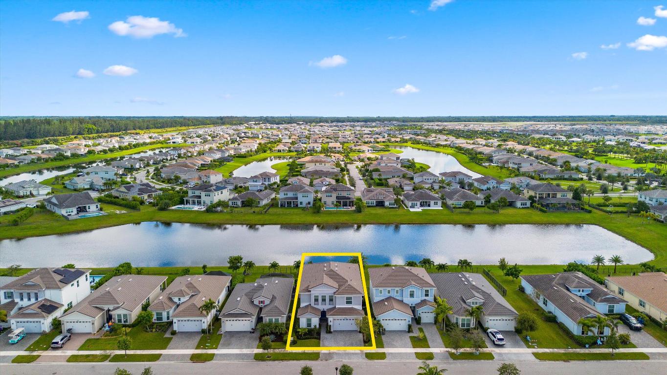 15769 Goldfinch Circle