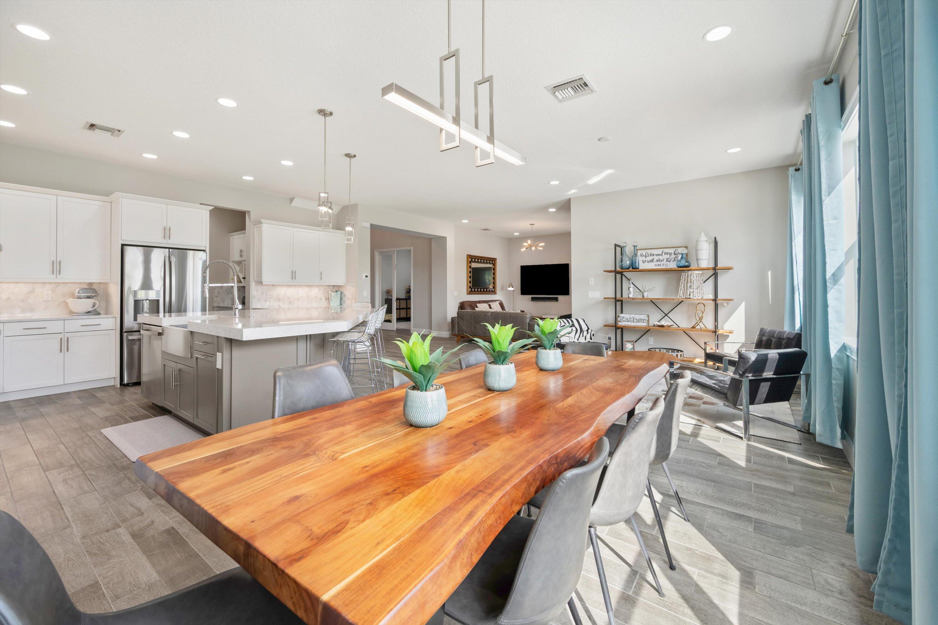 15769 Goldfinch Circle