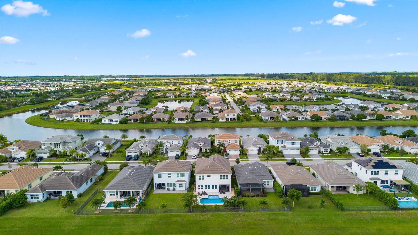 15769 Goldfinch Circle