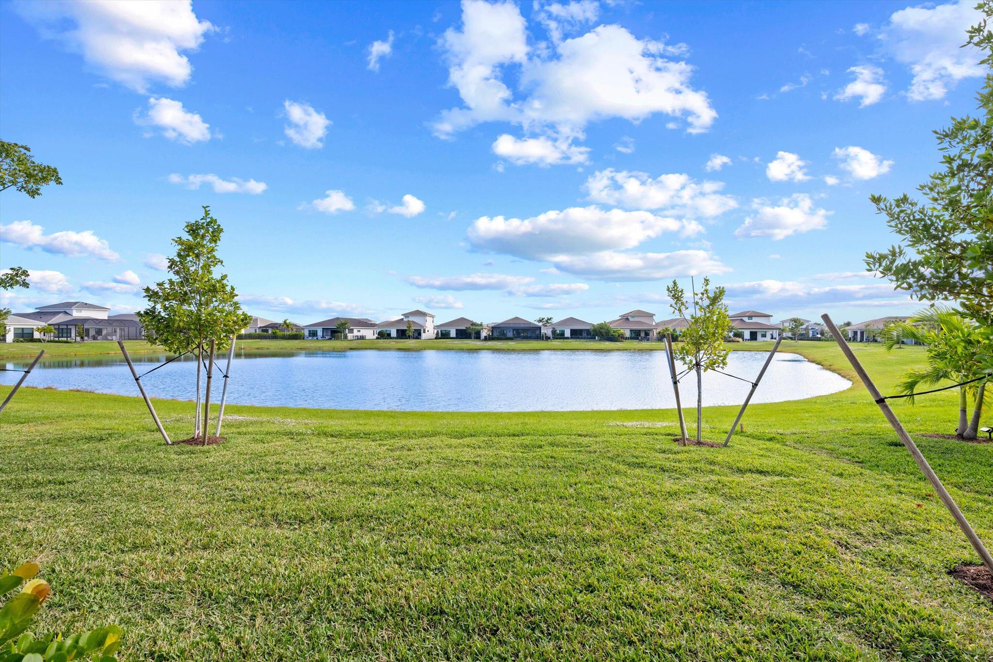 4823 Saint Armands Way