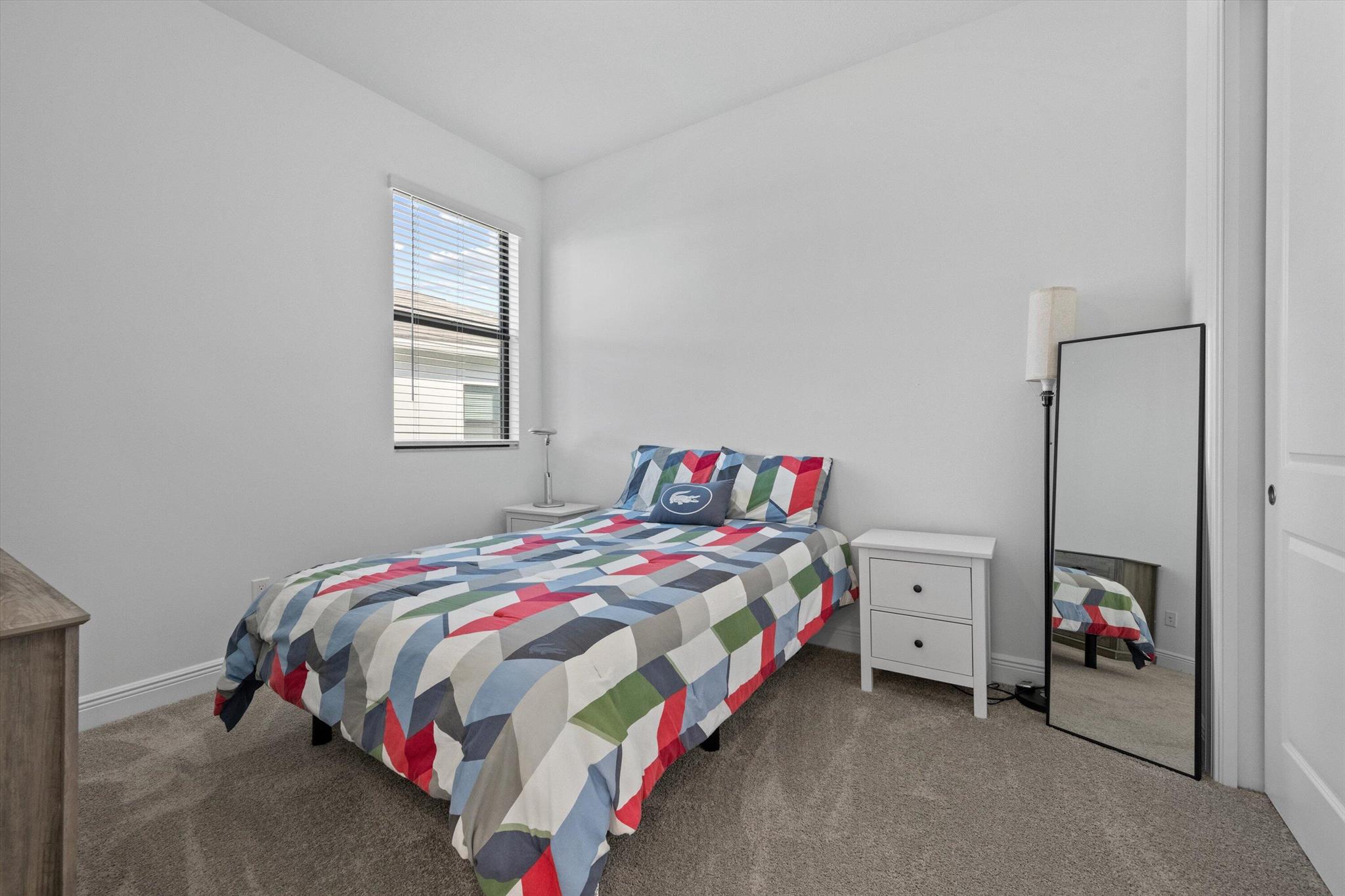 4823 Saint Armands Way