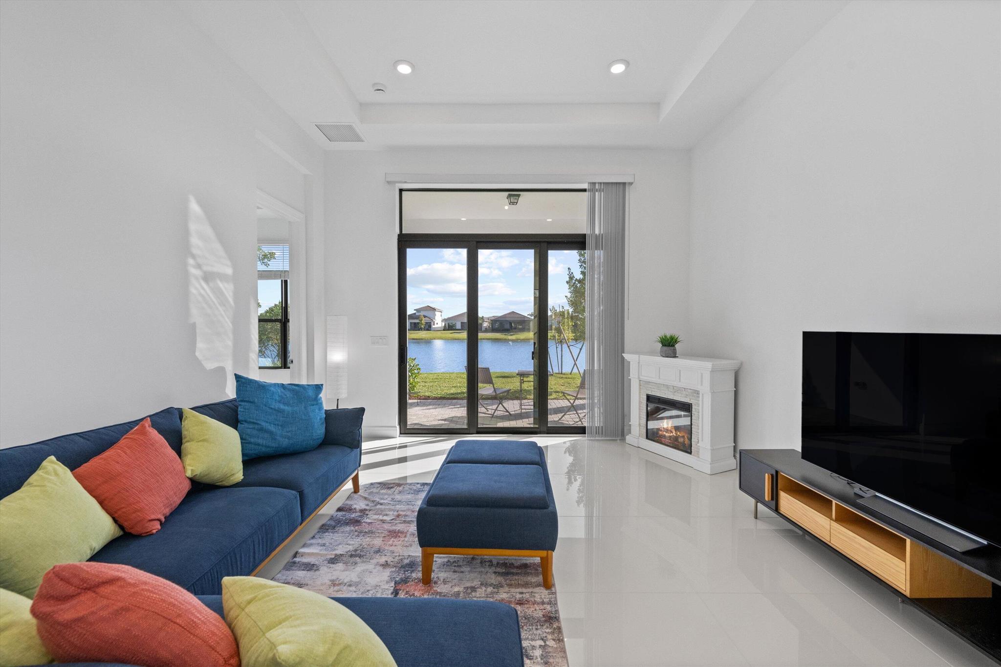 4823 Saint Armands Way