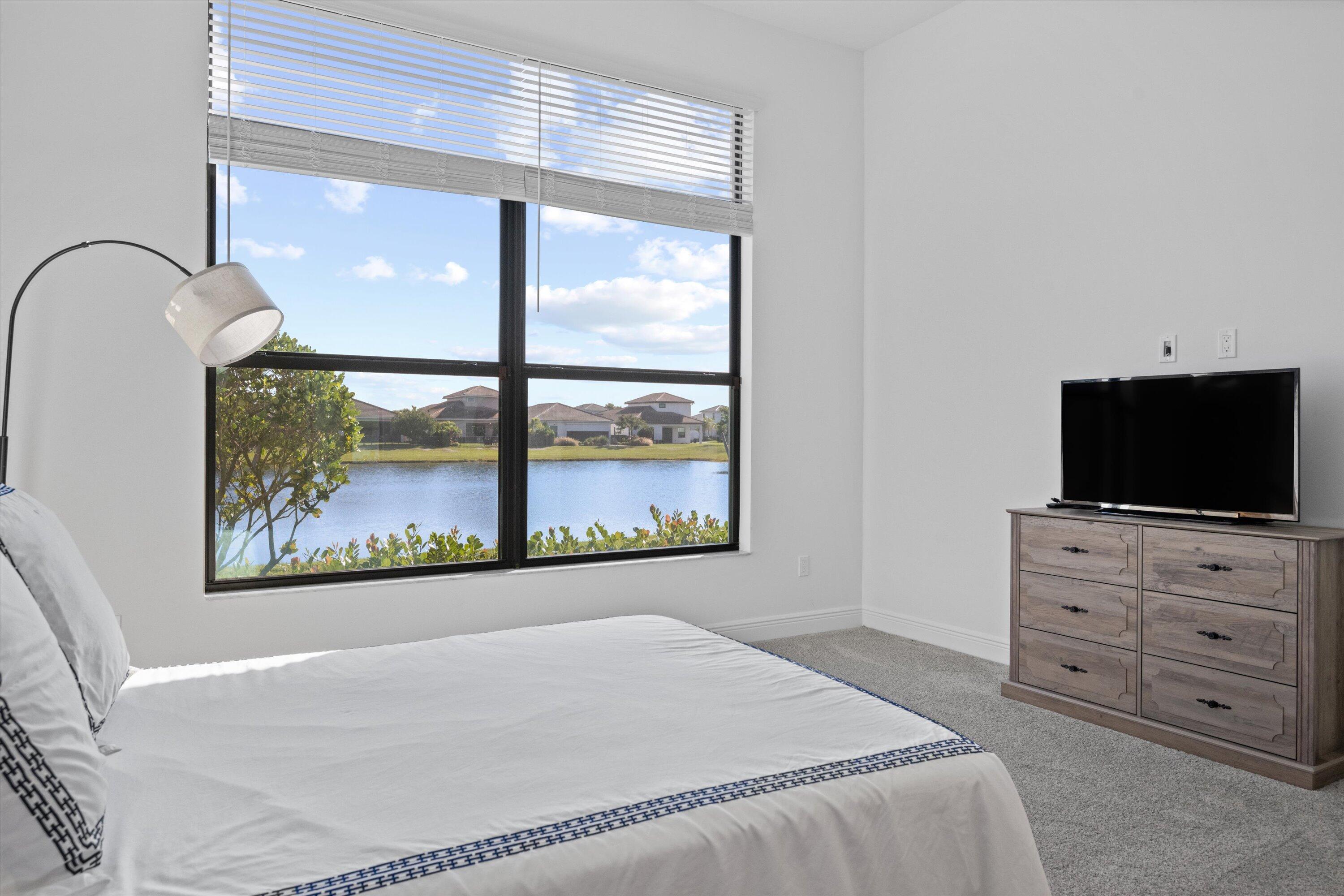 4823 Saint Armands Way