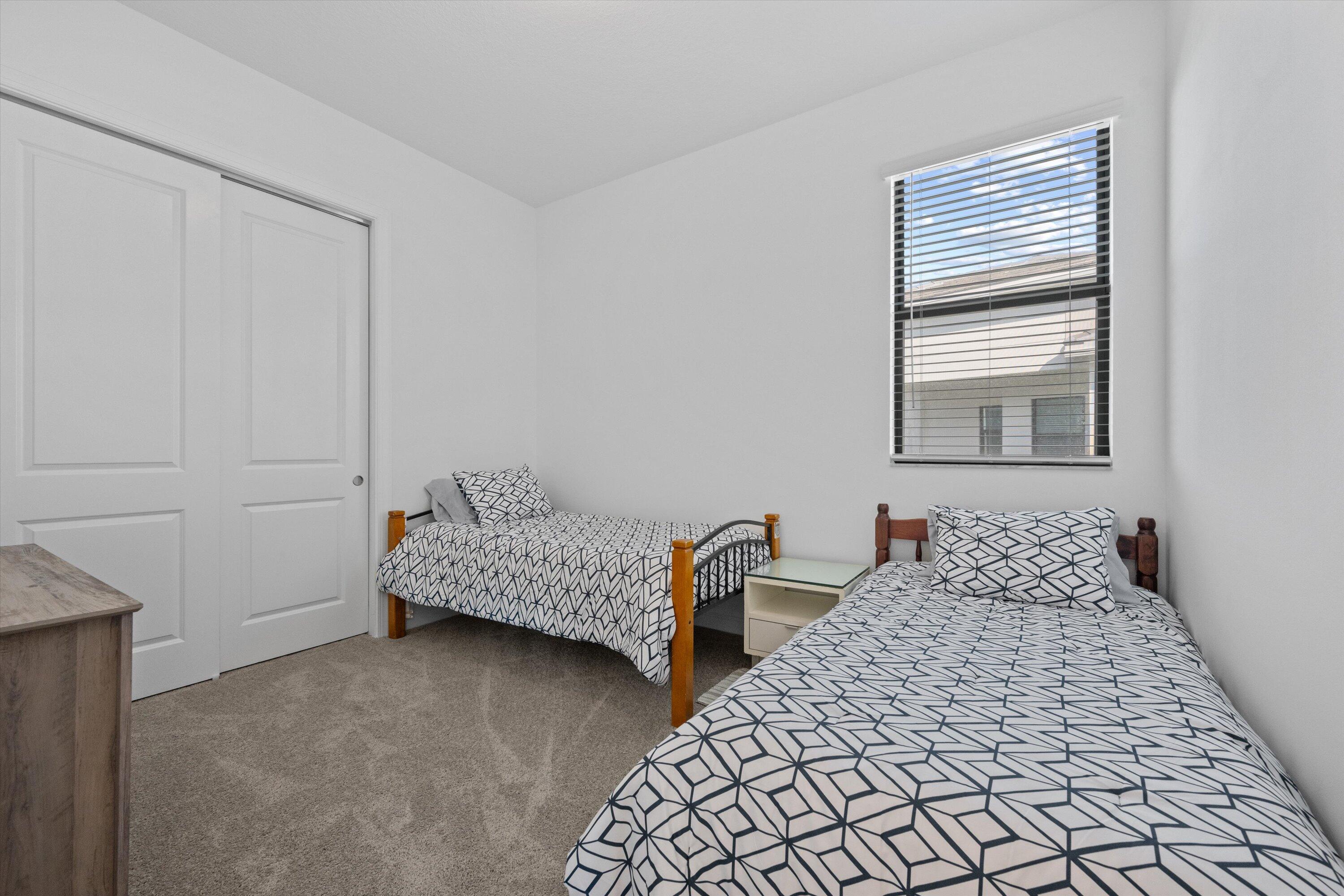 4823 Saint Armands Way